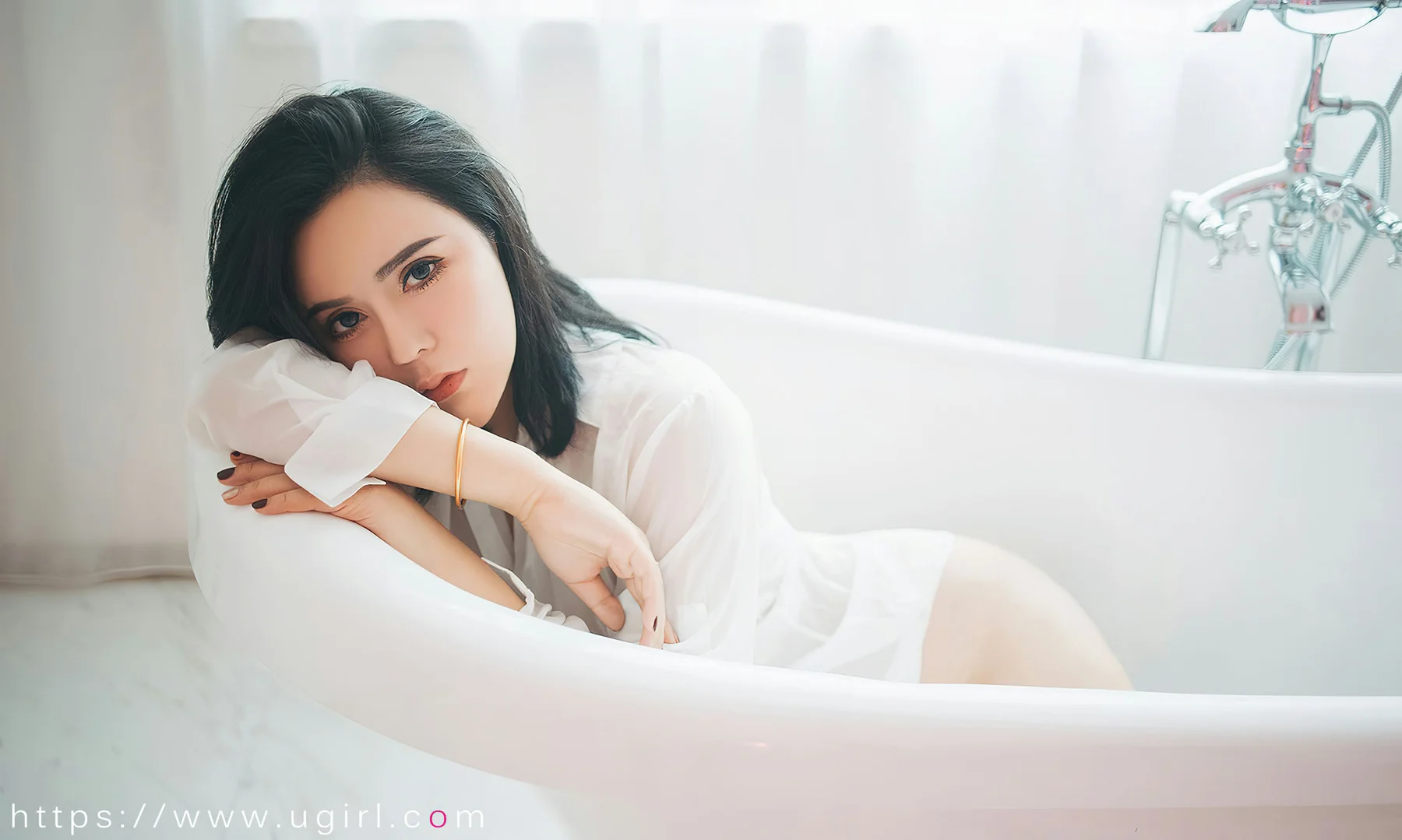 UGirls 爱尤物 No.2499 伊诺 霓虹甜心 - 10