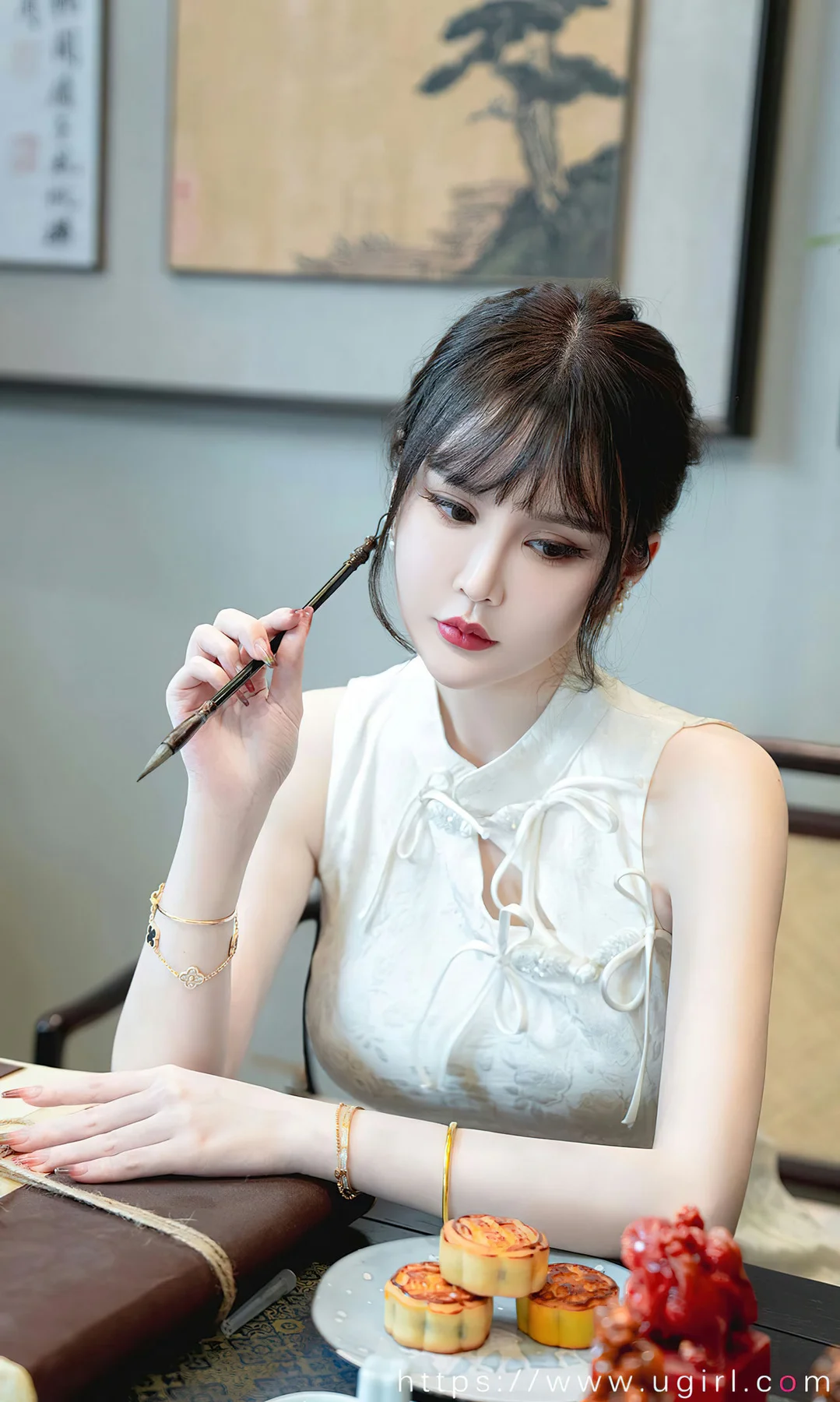 UGirls 爱尤物 No.2674 青树 节日主题写真 - 9