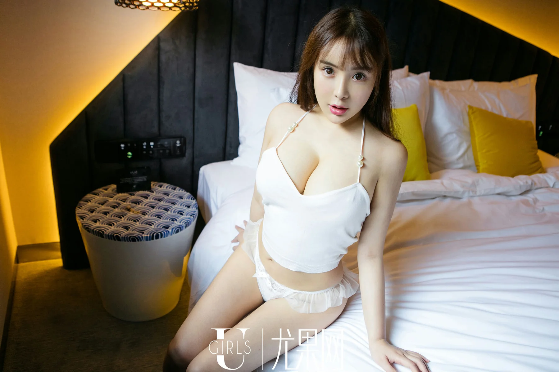 UGirls 尤果写真 No.288 Modo 小兔 童颜巨乳 - 2