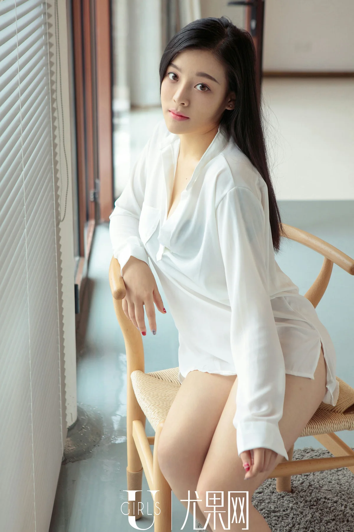 UGirls 尤果写真 No.302 Modo 凌菲 - 1
