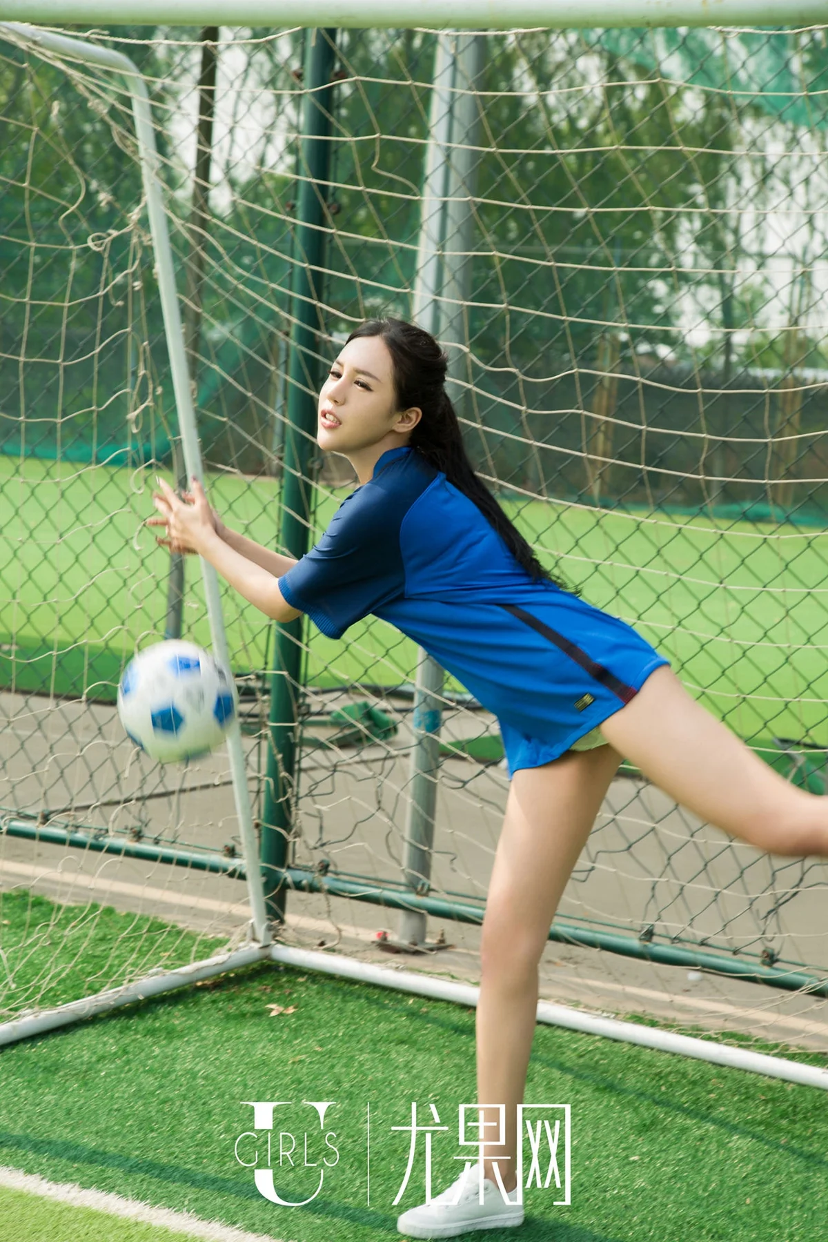 UGirls 尤果写真 Vol.T19 足球宝贝香港小紫藤、苏嘉言和金鑫！ - 4