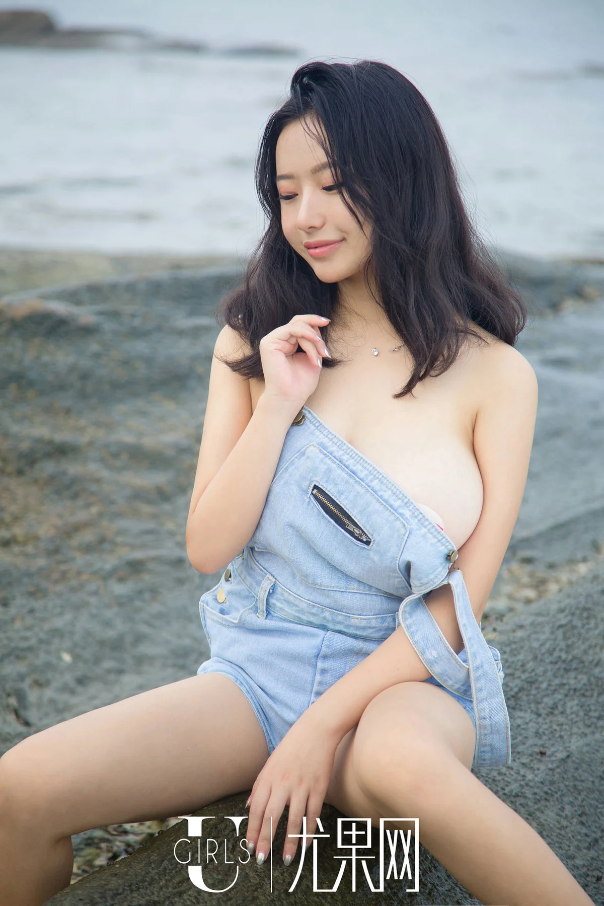 UGirls 尤果写真 No.T26 大胸妹倪叶藤和艾小青之风从海边来 - 10