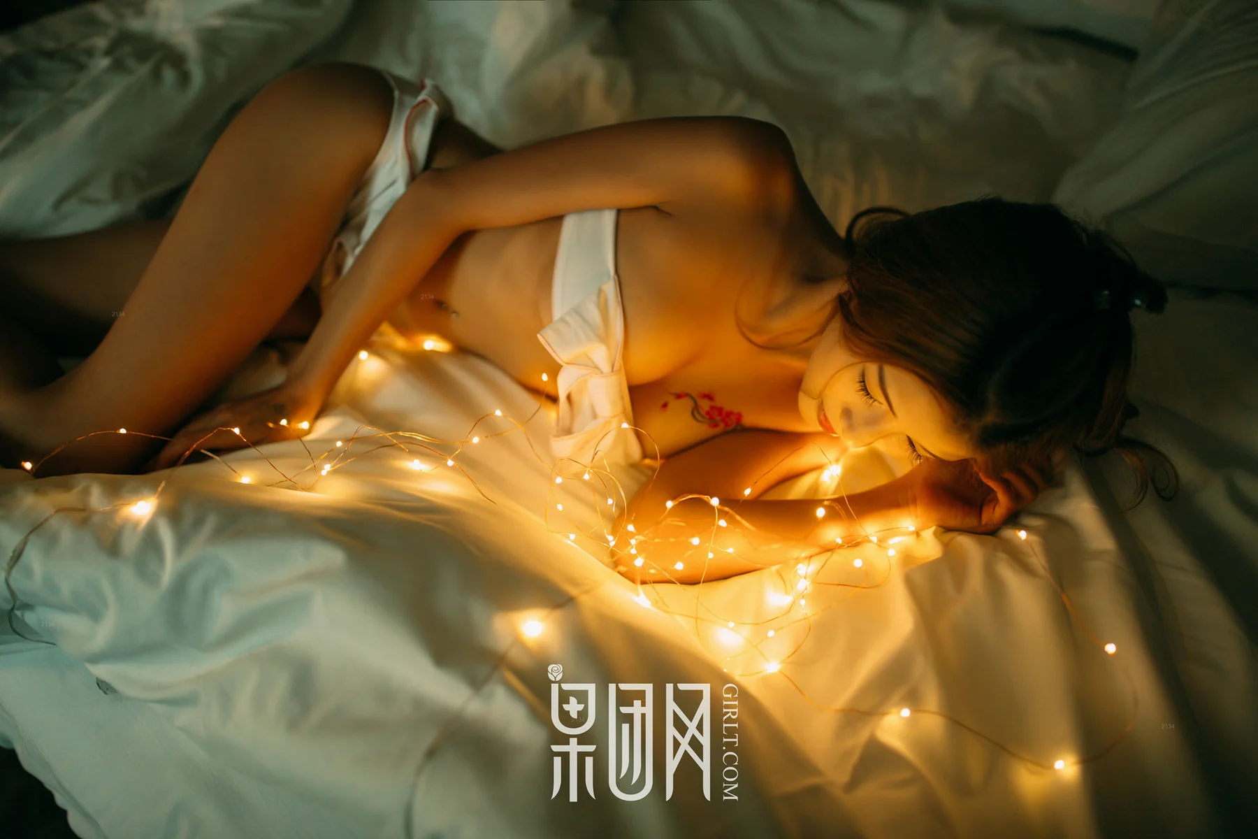 XCJX 熊川纪信 No.011 Modo 霓光灯下的少女_臭阿熊 - 1