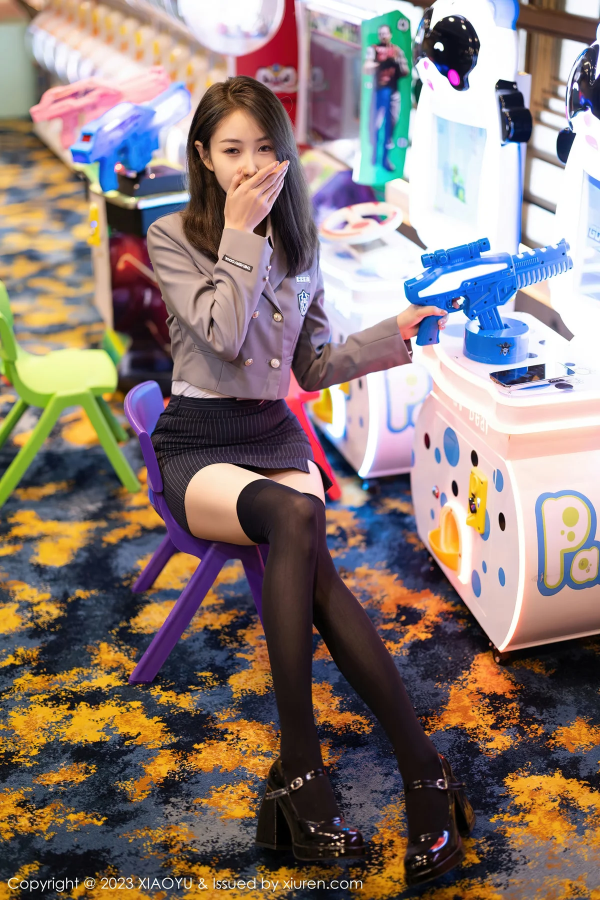 XIAOYU  语画界 Vol.1027  苏苏阿 黑色长筒袜性感写真2 - 4