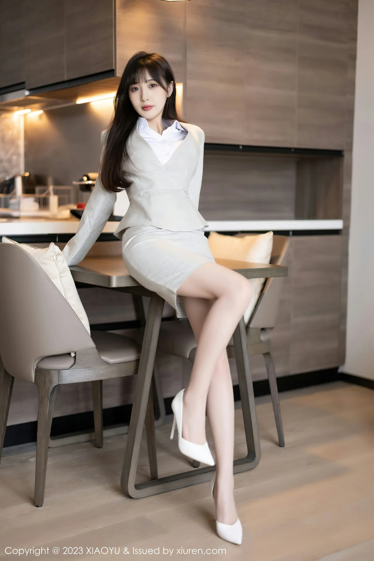 XIAOYU  语画界 Vol.1034  林星阑 浅色职业装性感写真22 - 4