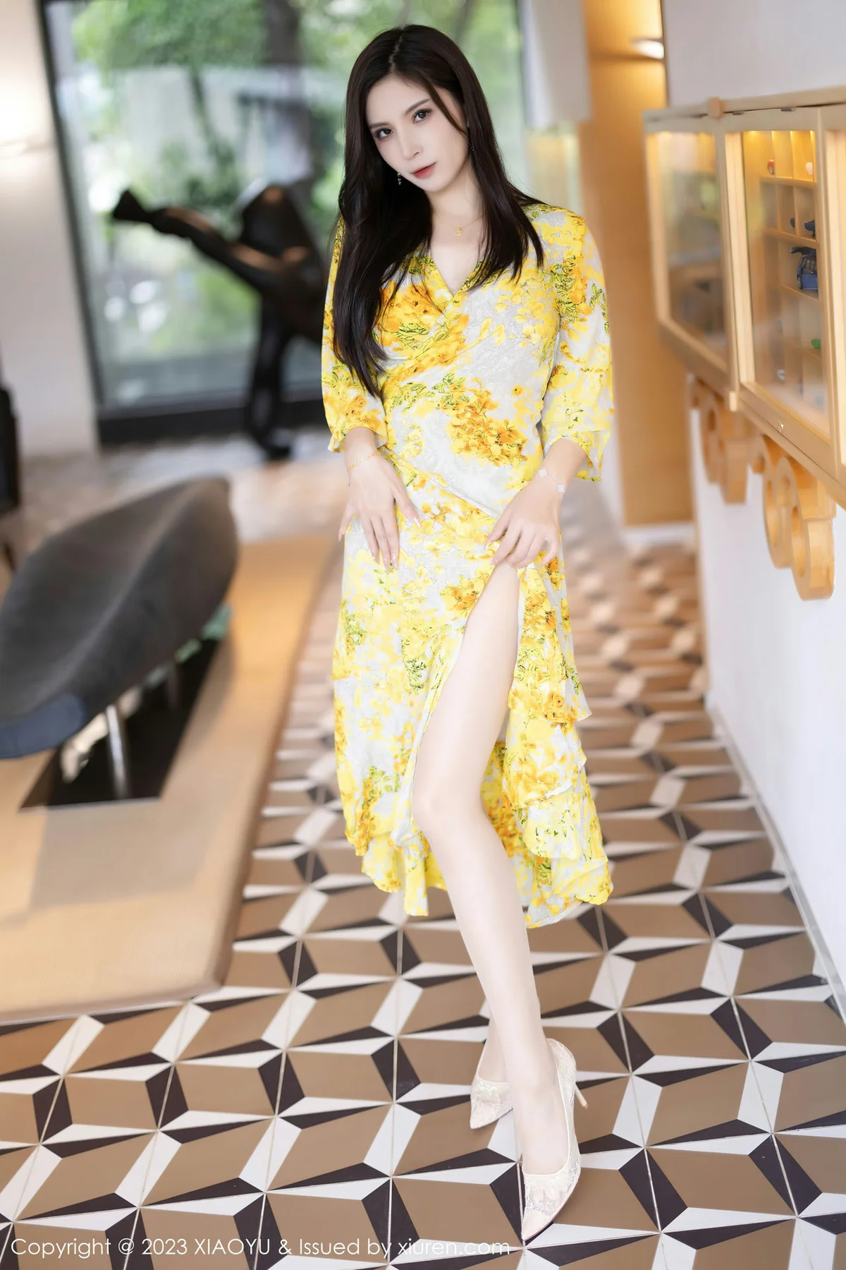 XIAOYU  语画  Vol.1066  小蛮妖Yummy 诱人原色丝袜贵州旅拍写真11 - 2