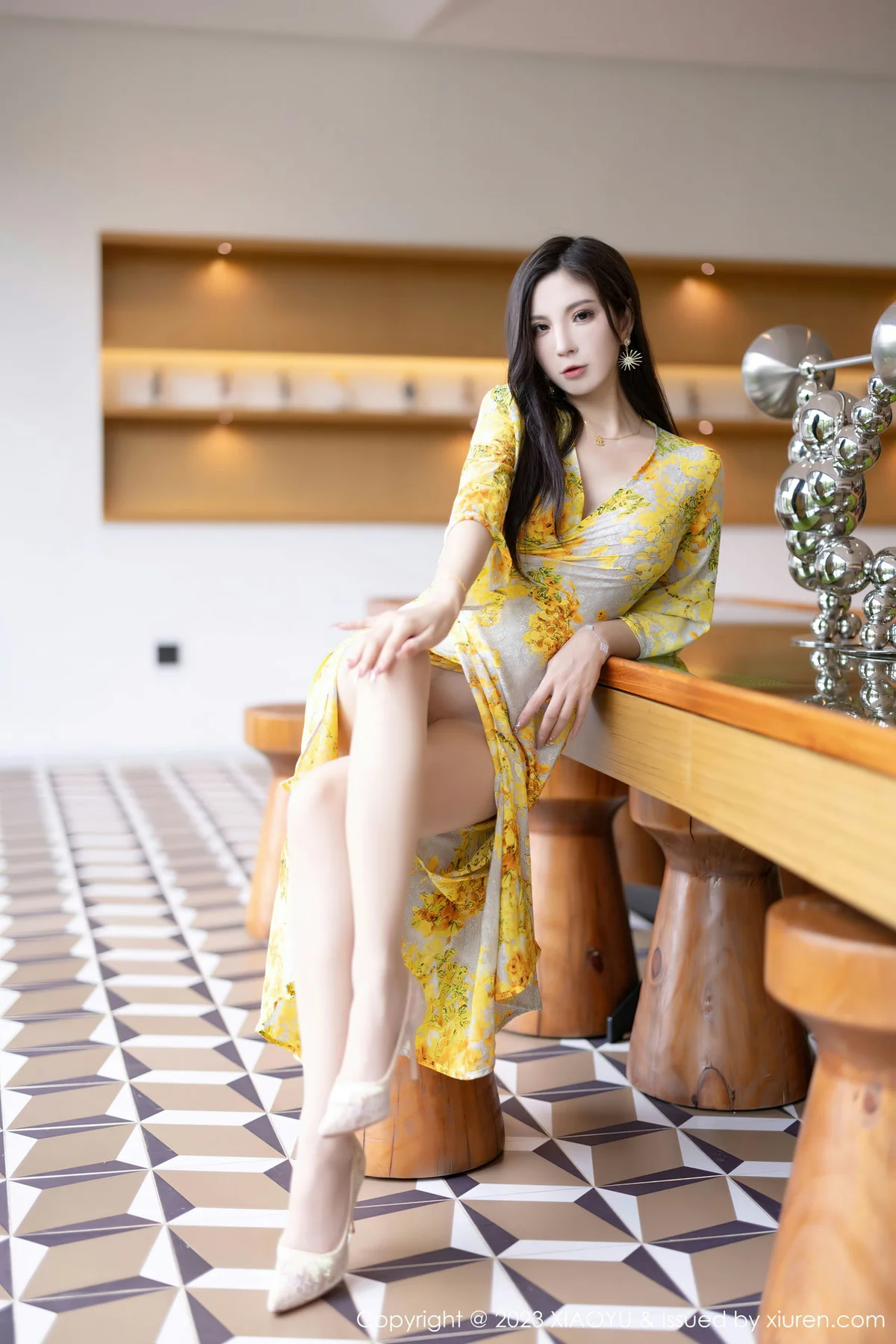 XIAOYU  语画  Vol.1066  小蛮妖Yummy 诱人原色丝袜贵州旅拍写真11 - 6