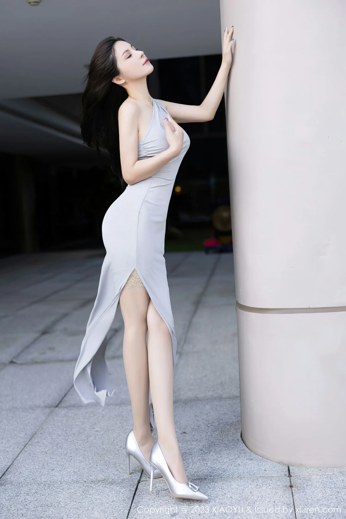 XIAOYU  语画  Vol.1074  小蛮妖Yummy 灰色蕾丝内衣贵州旅拍 - 3