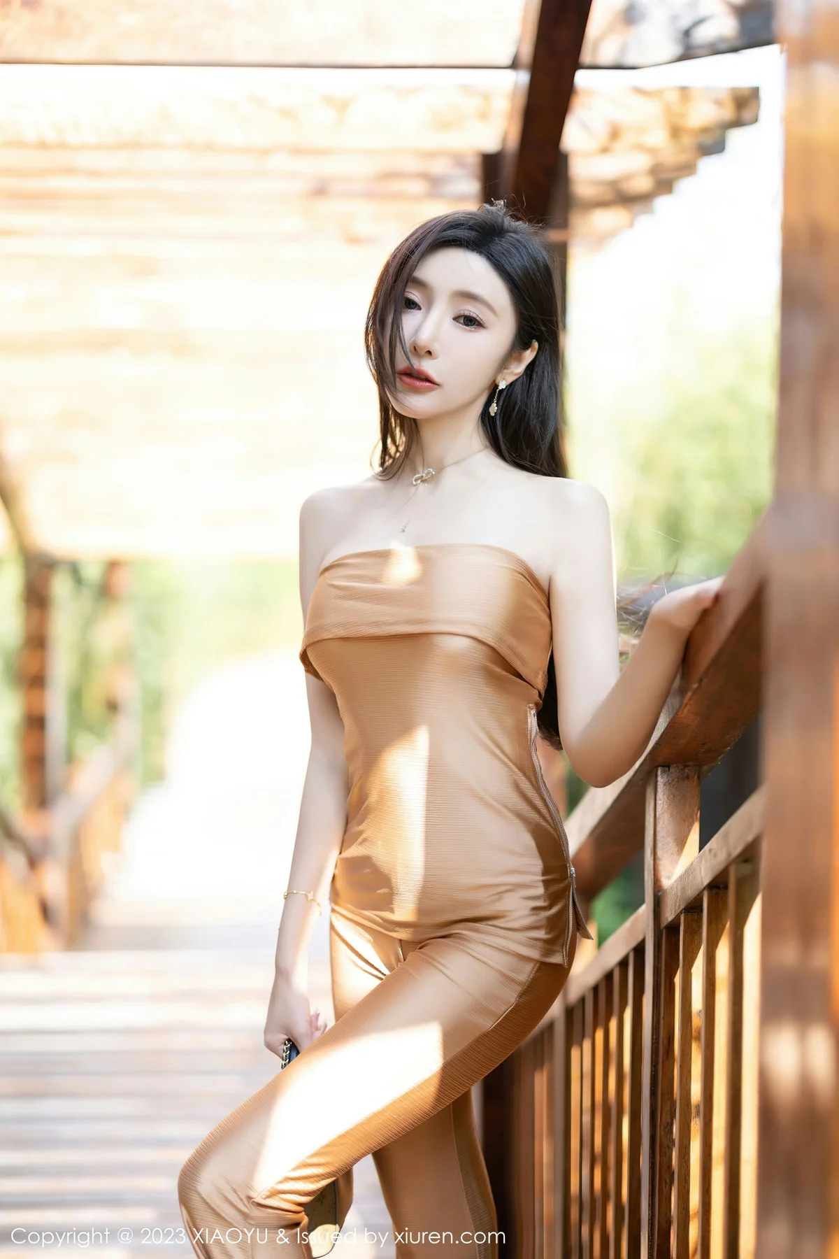 XIAOYU  语画  Vol.1079  王馨瑶yanni 蕾丝情趣内衣贵州旅拍1 - 6