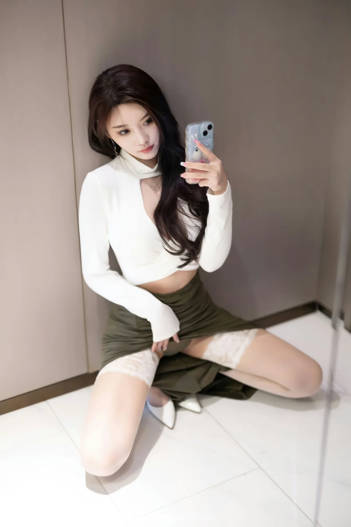 XIAOYU  语画  Vol.1080  杨晨晨Yome 绿色短裙性感写真1 - 8