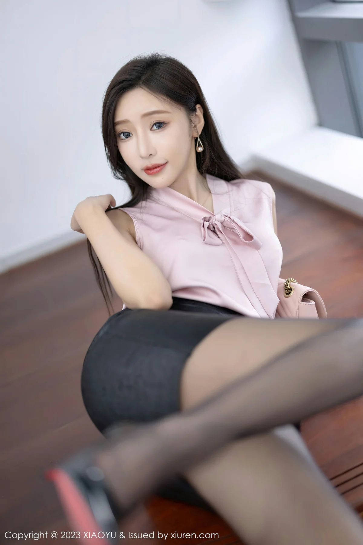 XIAOYU  语画  Vol.1086  王馨瑶yanni 魅惑黑丝性感写真222 - 9