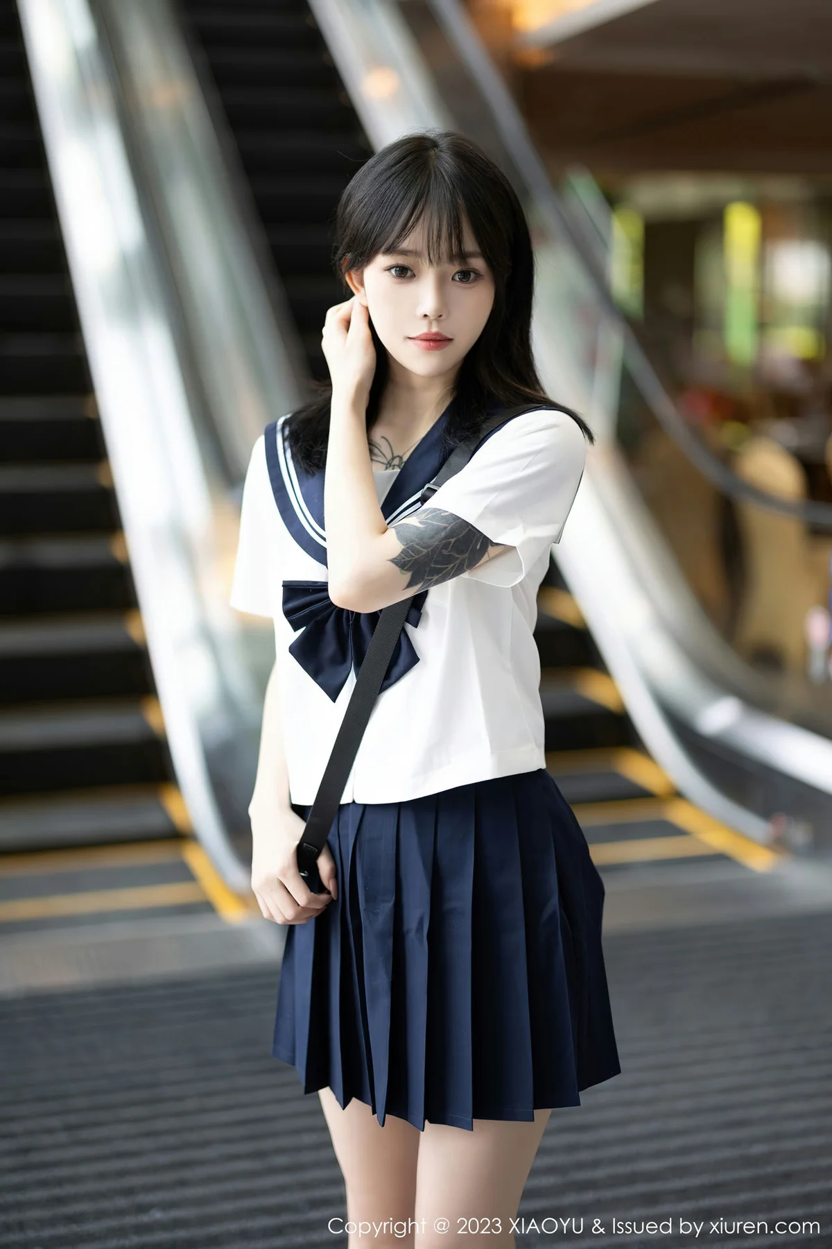 XIAOYU  语画  Vol.1087 奶瓶. 白色学妹服饰性感写真 - 1