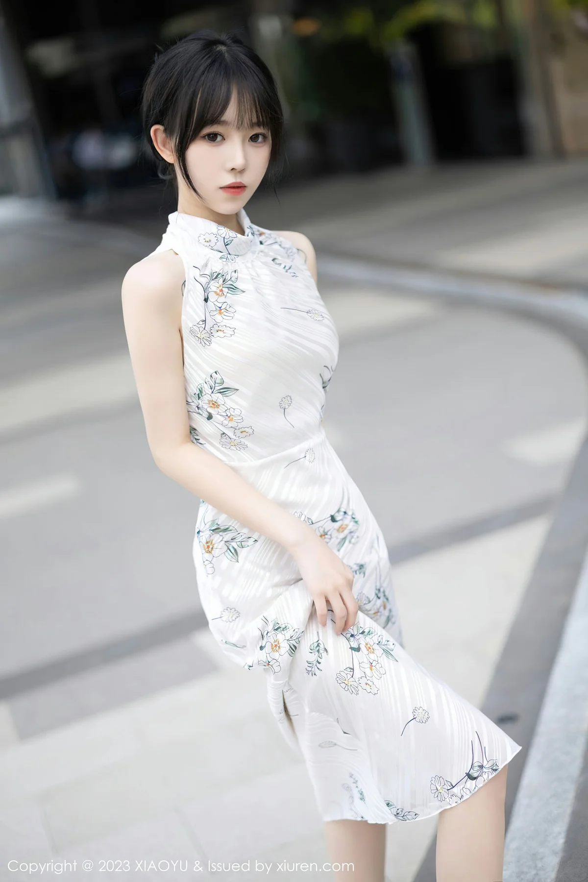 XIAOYU  语画  Vol.1118  奶瓶. 图案旗袍性感写真 - 1