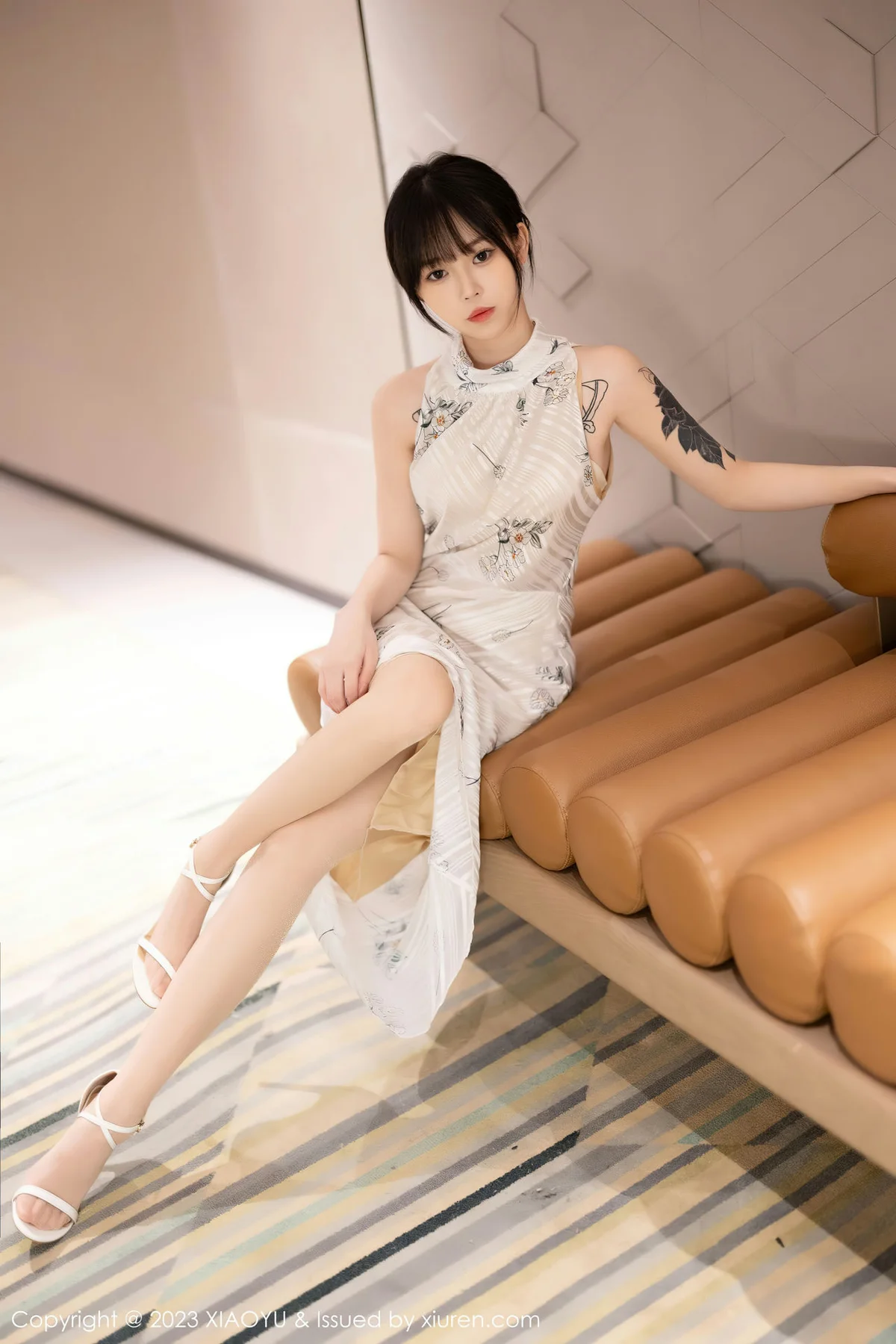 XIAOYU  语画  Vol.1118  奶瓶. 图案旗袍性感写真 - 6
