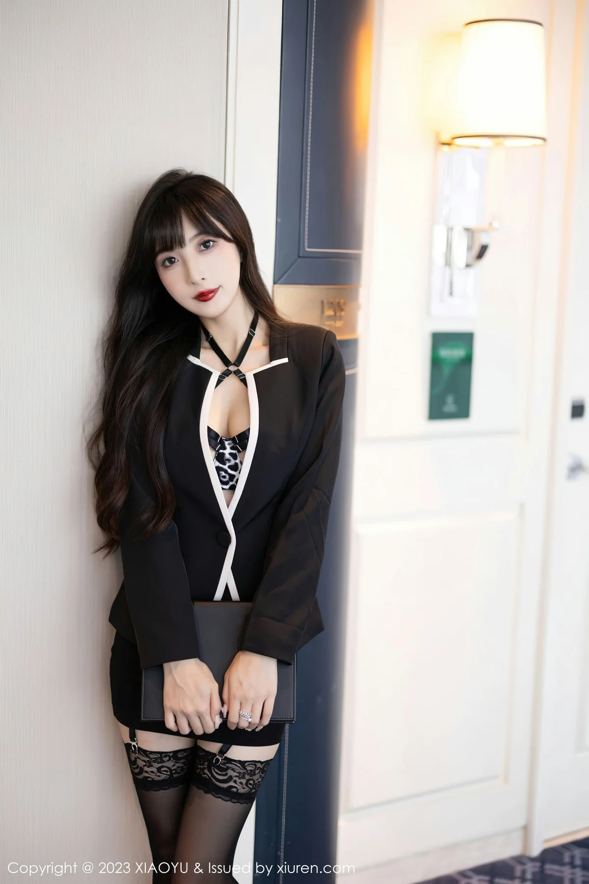 XIAOYU  语画  Vol.1149  林星阑 迷离丝足海南旅拍1 - 4