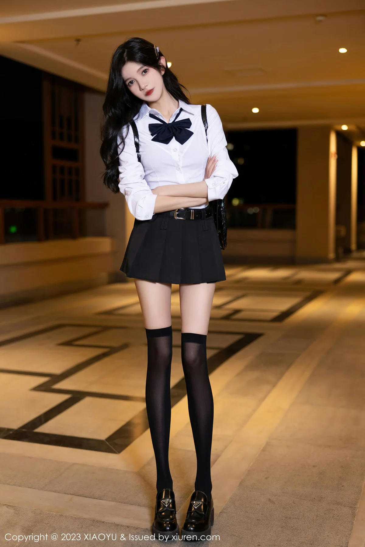 XIAOYU  语画  Vol.1150  程程程- 黑色蕾丝内衣海南旅拍1 - 2