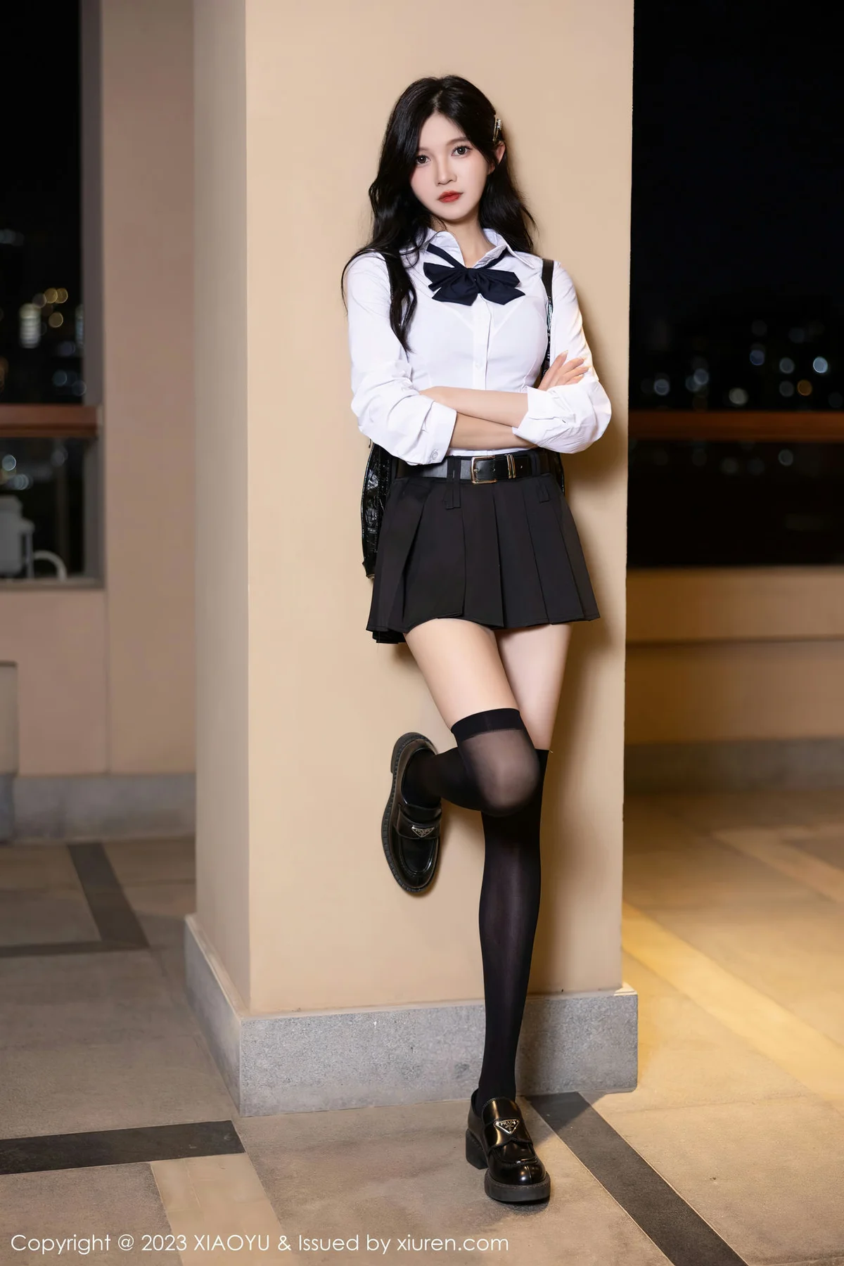 XIAOYU  语画  Vol.1150  程程程- 黑色蕾丝内衣海南旅拍1 - 5