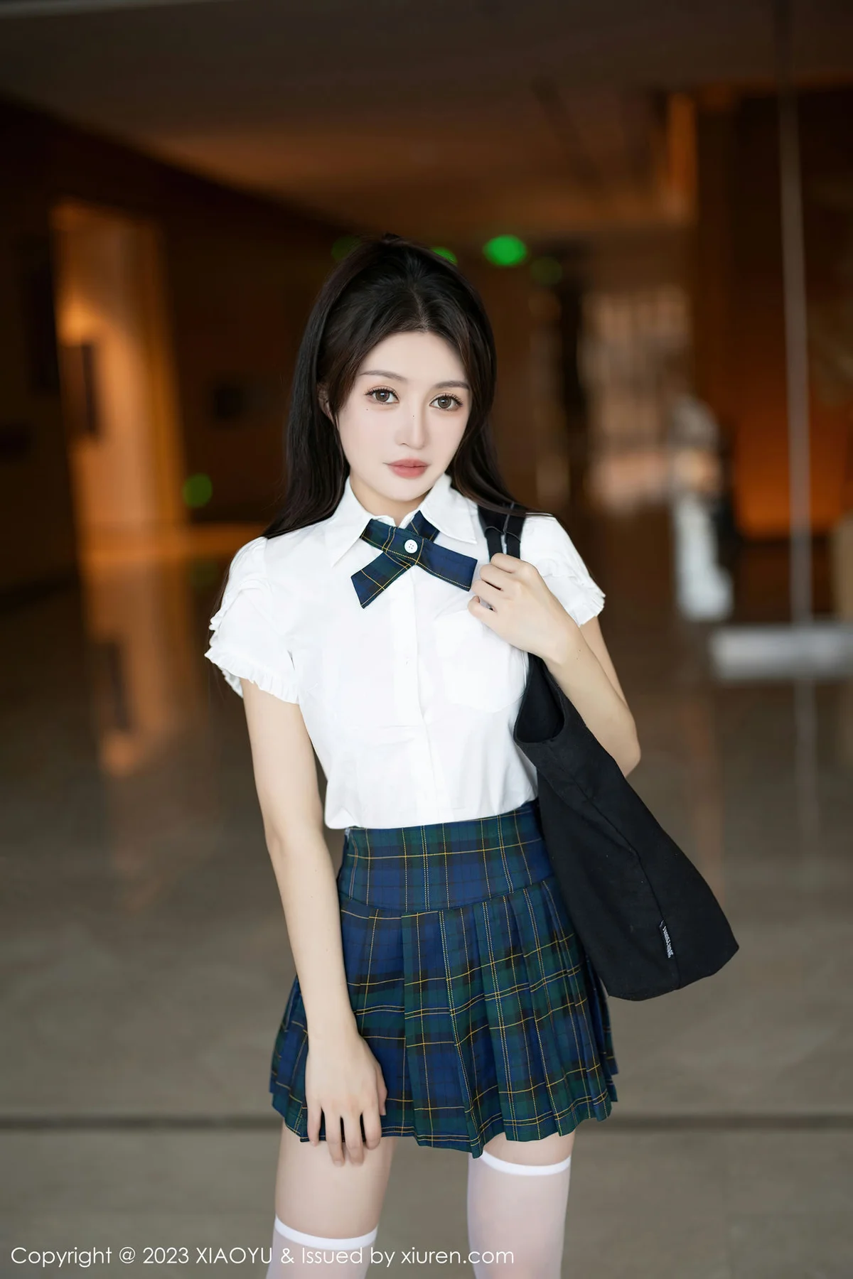 XIAOYU  语画  Vol.1153  唐宁宁 格子短裙性感写真2 - 3