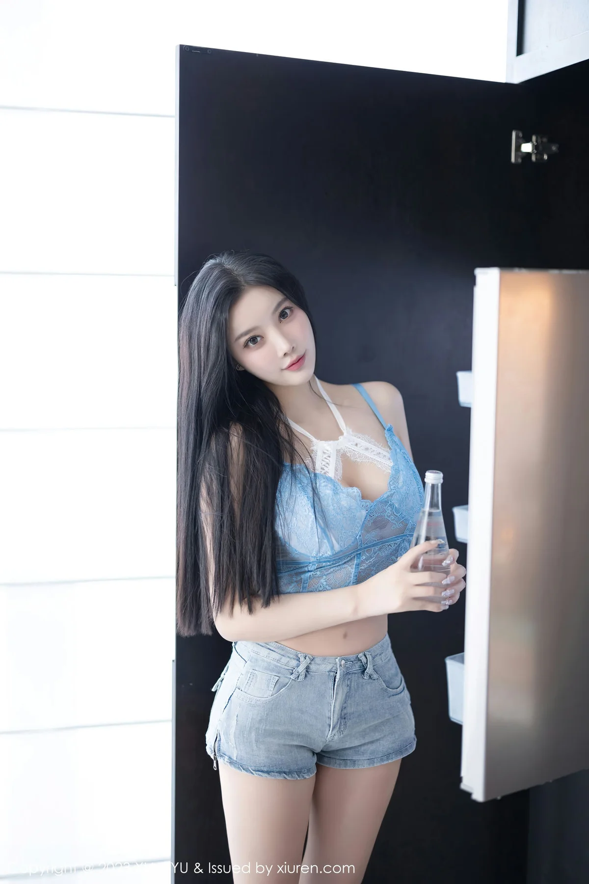 XIAOYU  语画  Vol.1165  杨晨晨Yome 超短牛仔裤海南旅拍1 - 9