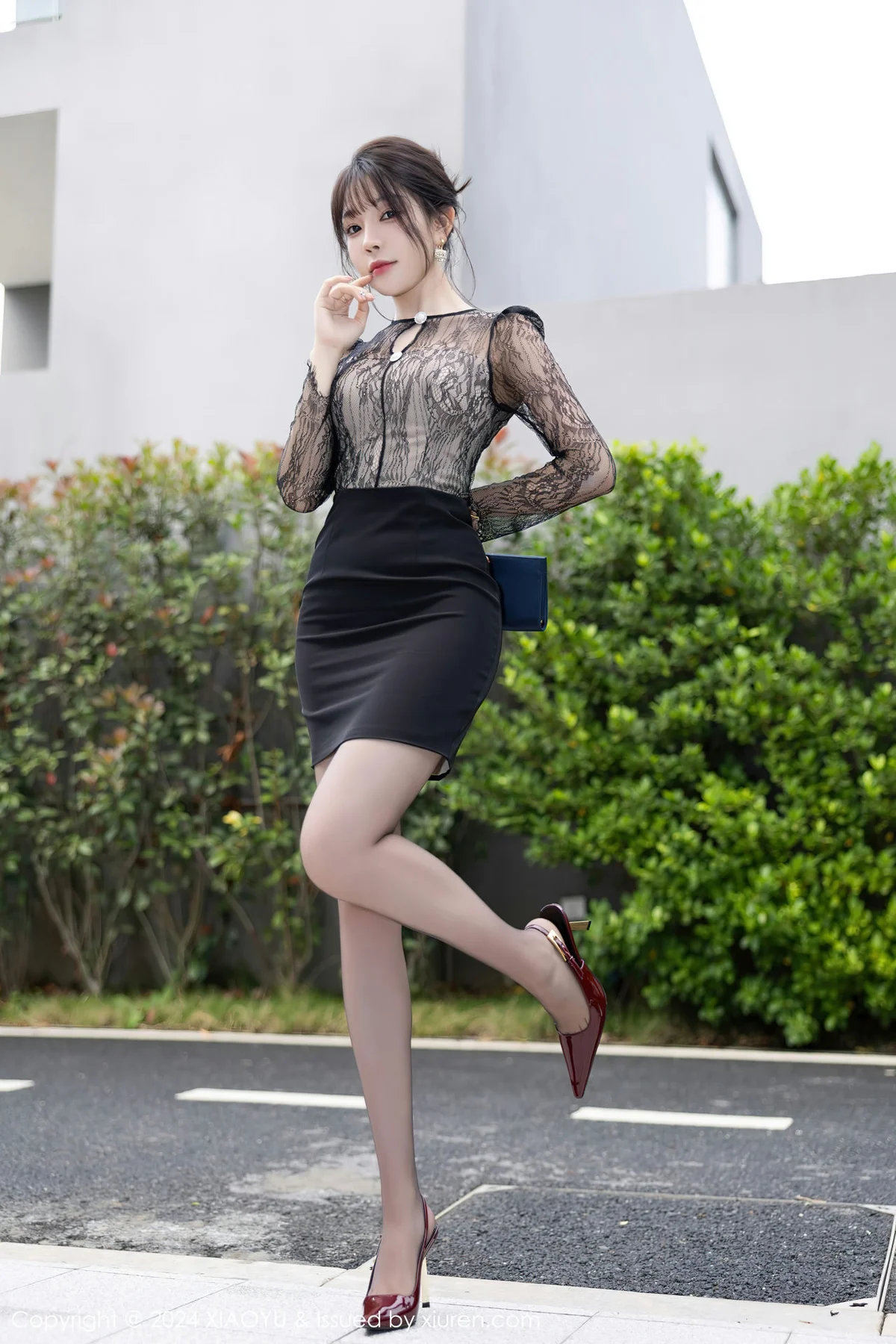 XIAOYU  语画  Vol.1181  徐莉芝Booty 轻透上衣海南旅拍写真1 - 8