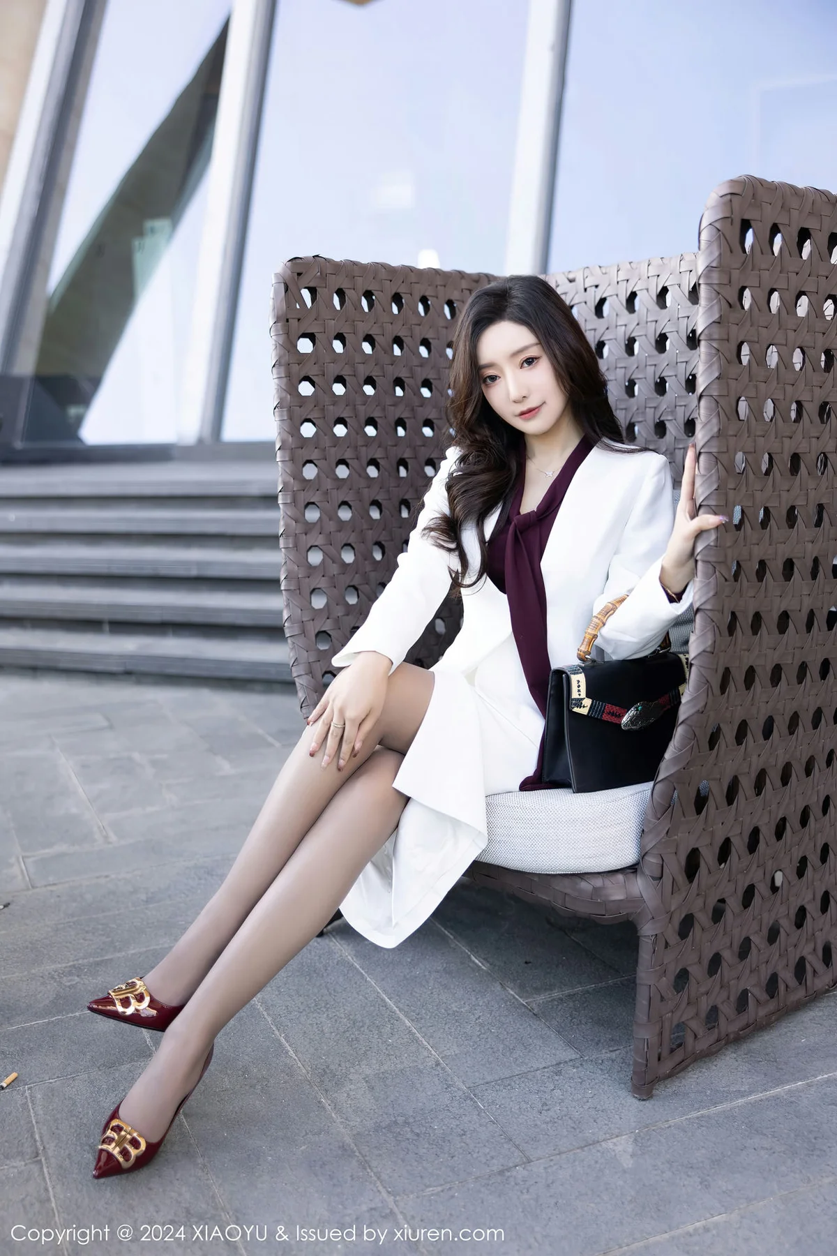 XIAOYU  语画  Vol.1183  王馨瑶yanni 诱人灰丝海南旅拍11 - 4