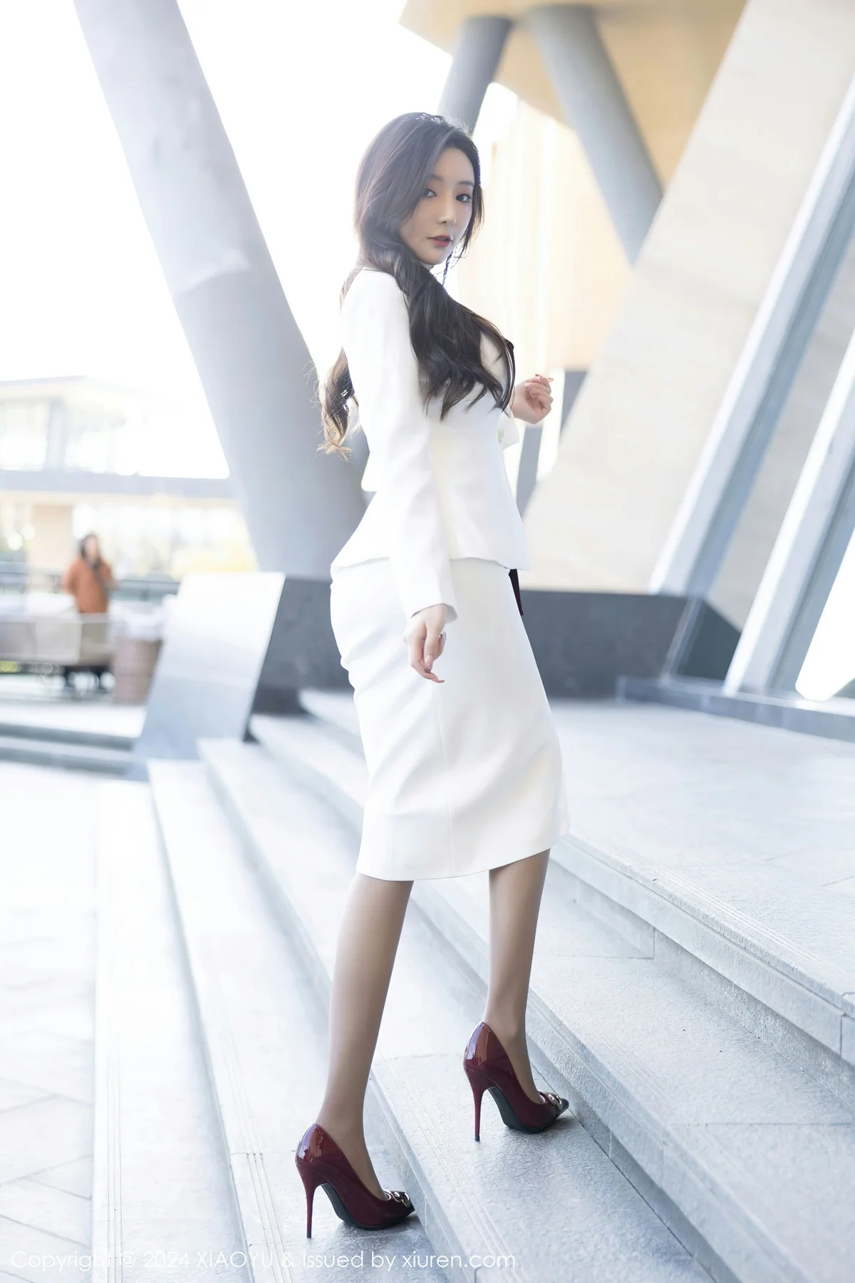 XIAOYU  语画  Vol.1183  王馨瑶yanni 诱人灰丝海南旅拍11 - 1