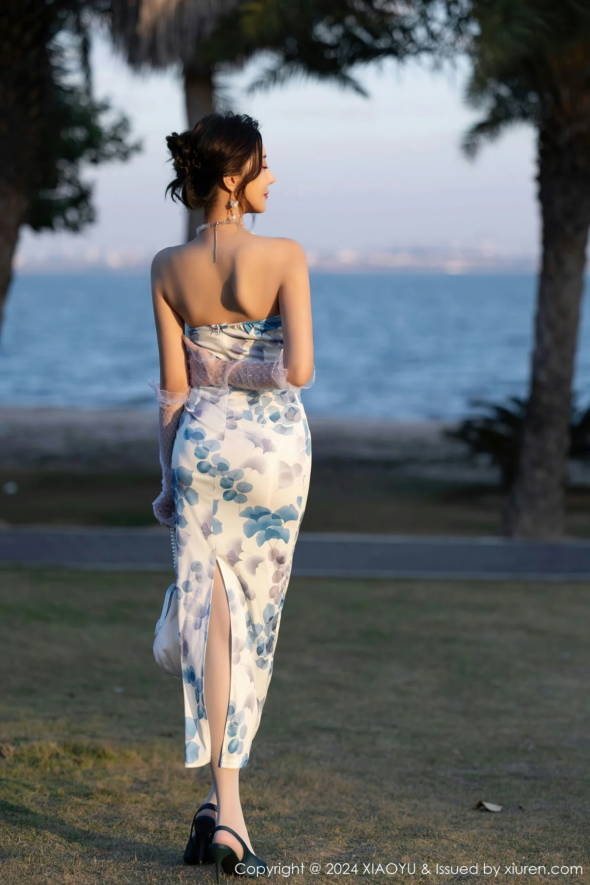 XIAOYU  语画  Vol.1191  王馨瑶yanni 诱人白色丝袜海南旅拍22 - 8