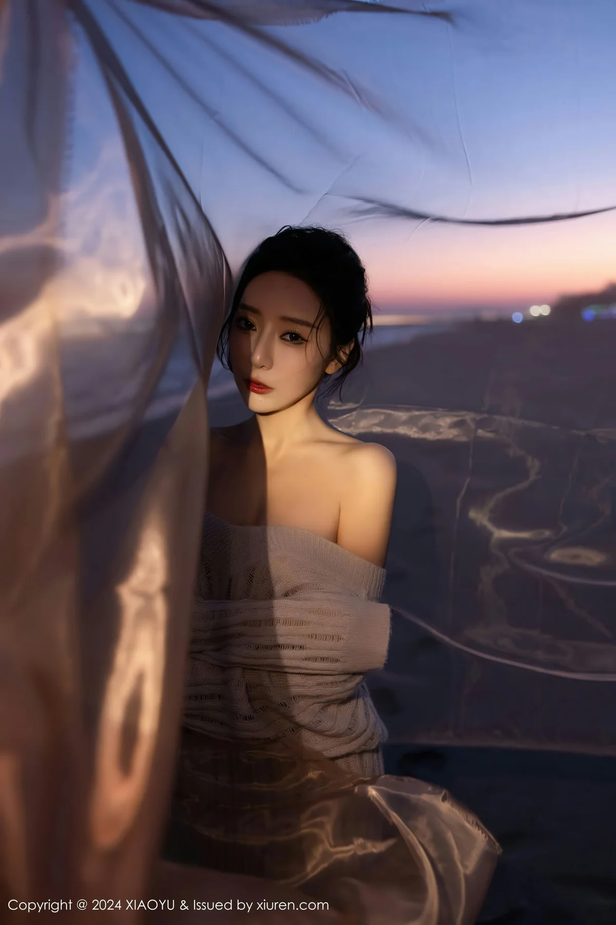 XIAOYU  语画  Vol.1200  王馨瑶yanni 诱人黑丝海南旅拍222 - 1