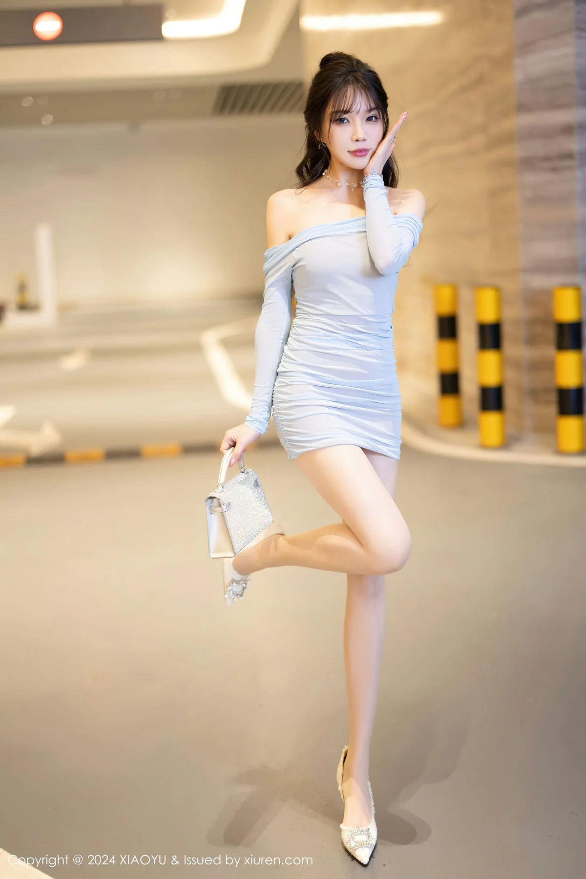 XIAOYU  语画  Vol.1206  徐莉芝Booty 诱人黑丝性感写真1 - 8