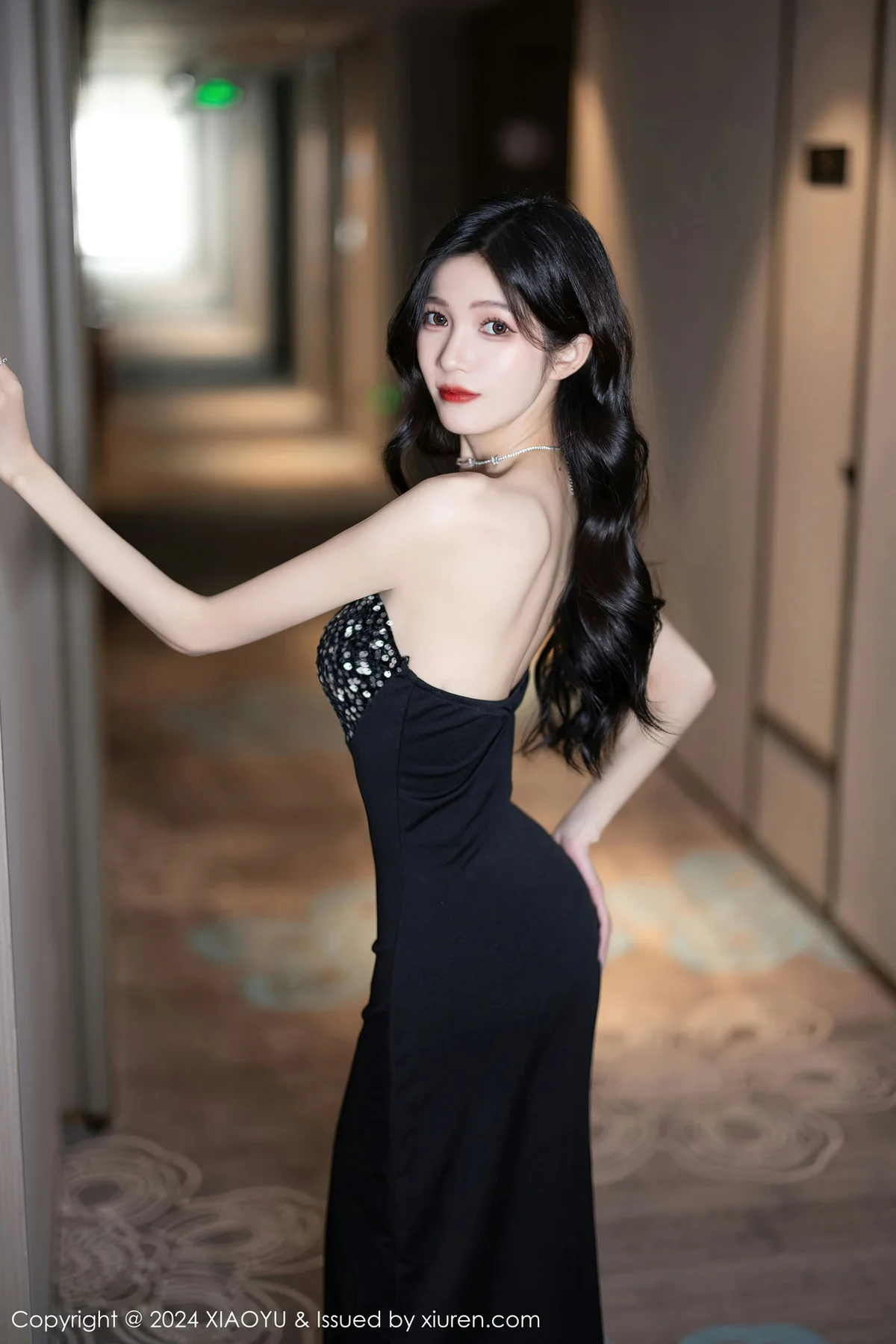 XIAOYU  语画  Vol.1212  程程程- 红色丝袜性感写真1 - 6