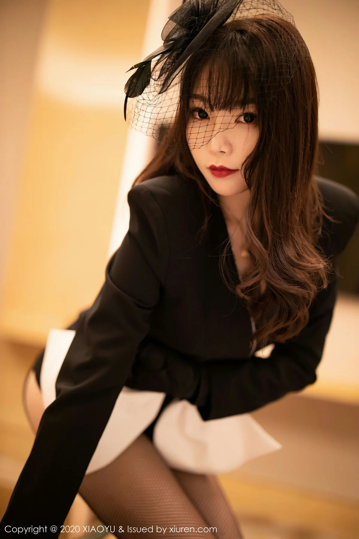 XIAOYU  语画界 Vol.239 典雅制服与魅惑网袜 芝芝Booty 澳门心愿旅拍写真 - 7