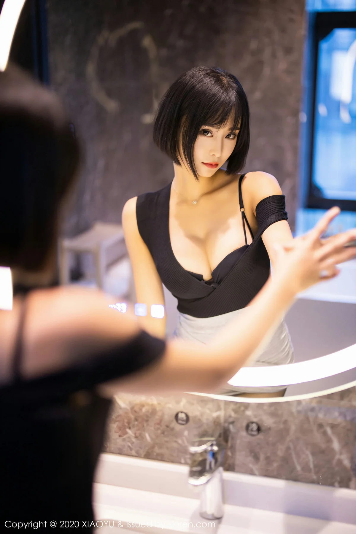 XIAOYU  语画界 Vol.261 红与黑诱人99P内衣 蓝夏Akasha 性感写真 - 7