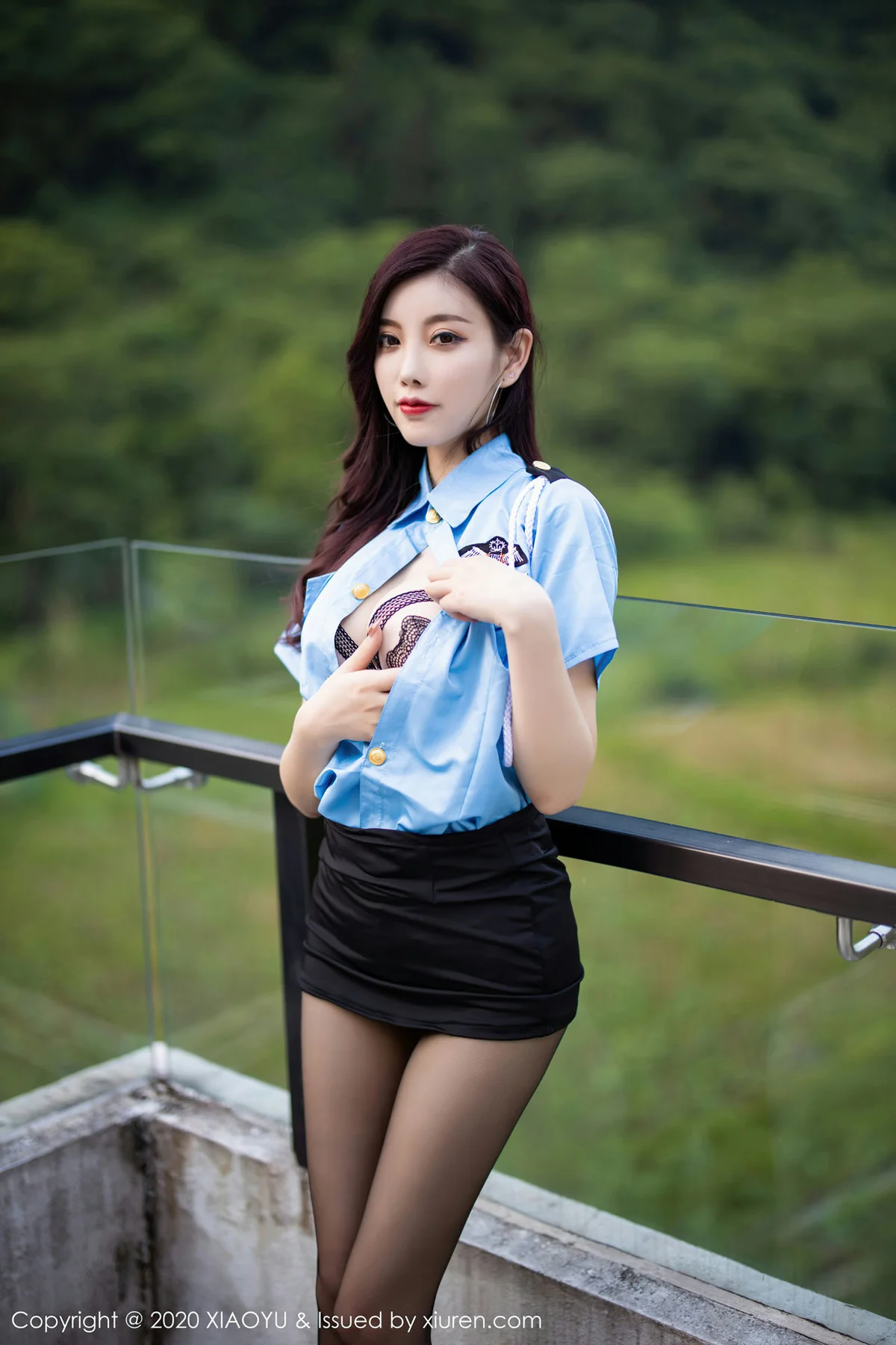 XIAOYU  语画界 Vol.381 性感女警制服旅拍 杨晨晨sugar - 9