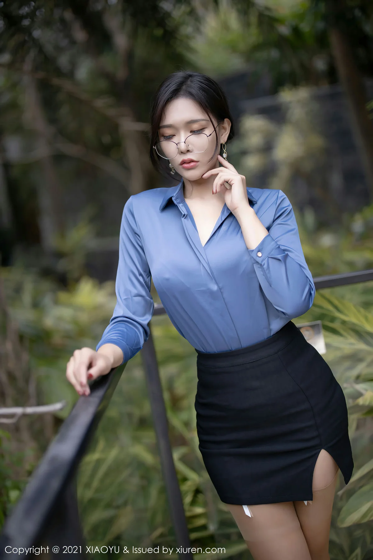 XIAOYU  语画界 Vol.490 眼镜OL职场秘书 娜比 制服性感写真 - 8