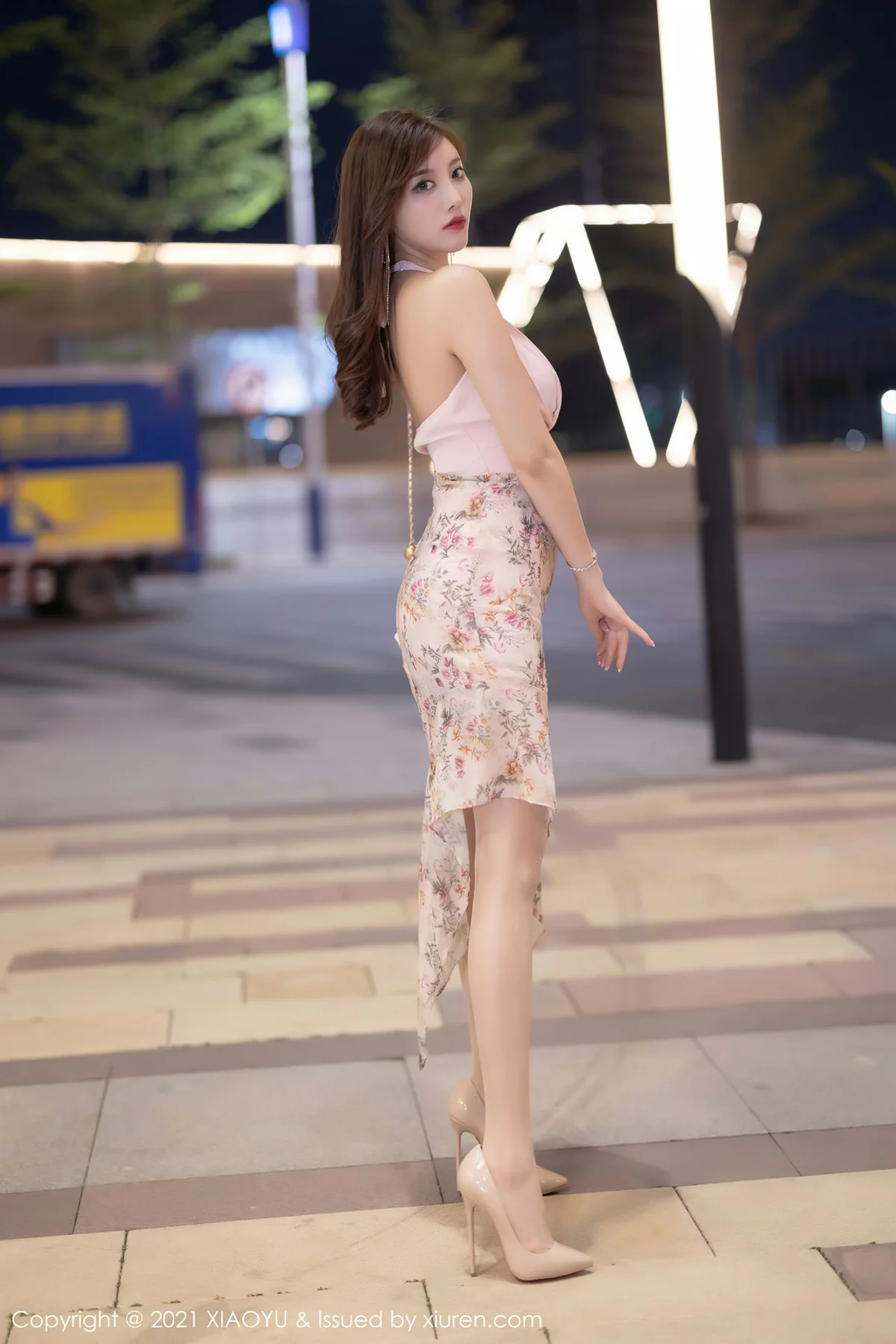 XIAOYU  语画界 Vol.572 粉色系服饰 杨晨晨sugar 青岛旅拍11 - 4