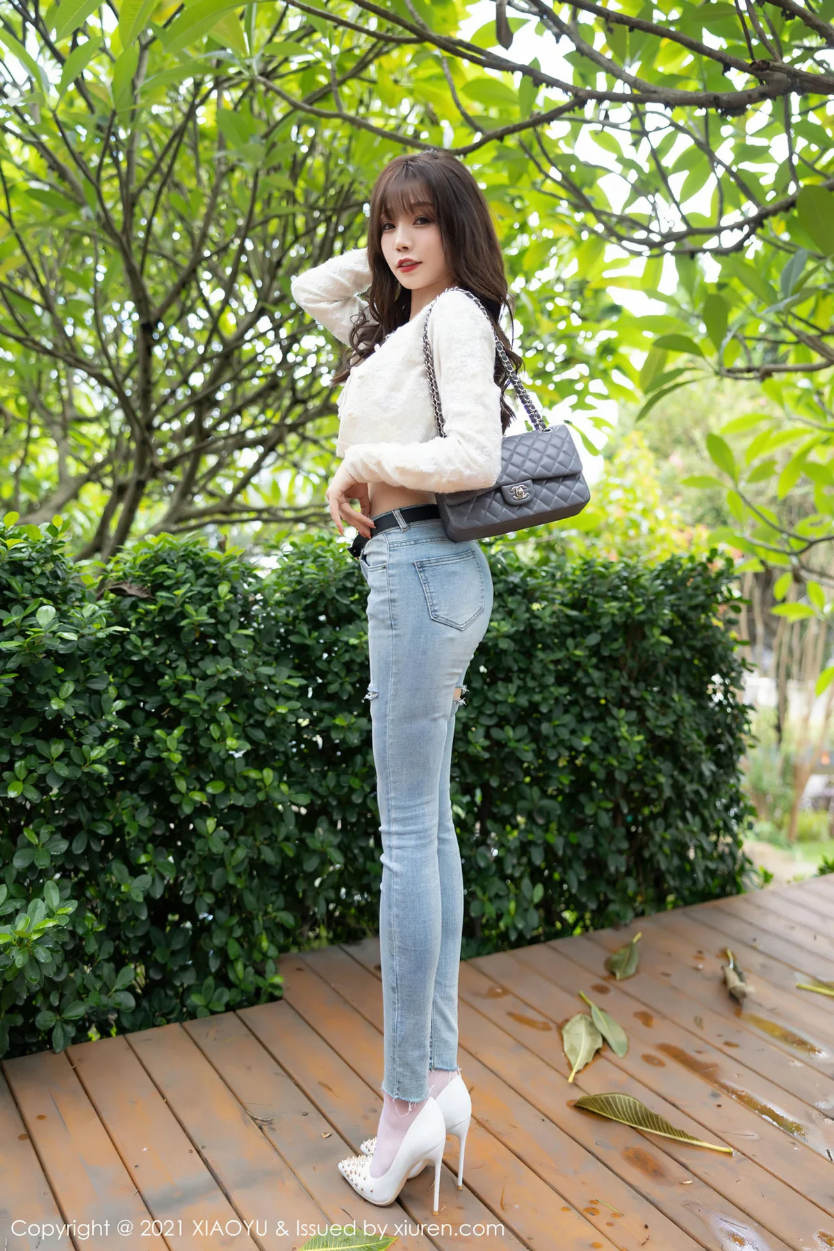 XIAOYU  语画界 Vol.627 洁白吊带 芝芝Booty 私房写真1 - 5