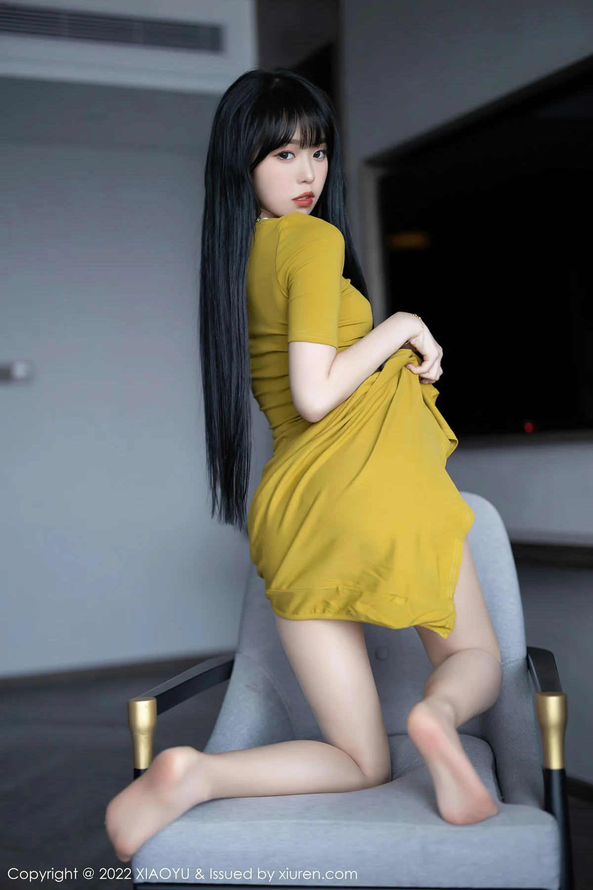 XIAOYU  语画界 Vol.829  白色丝袜 奶瓶. 性感写真1 - 8