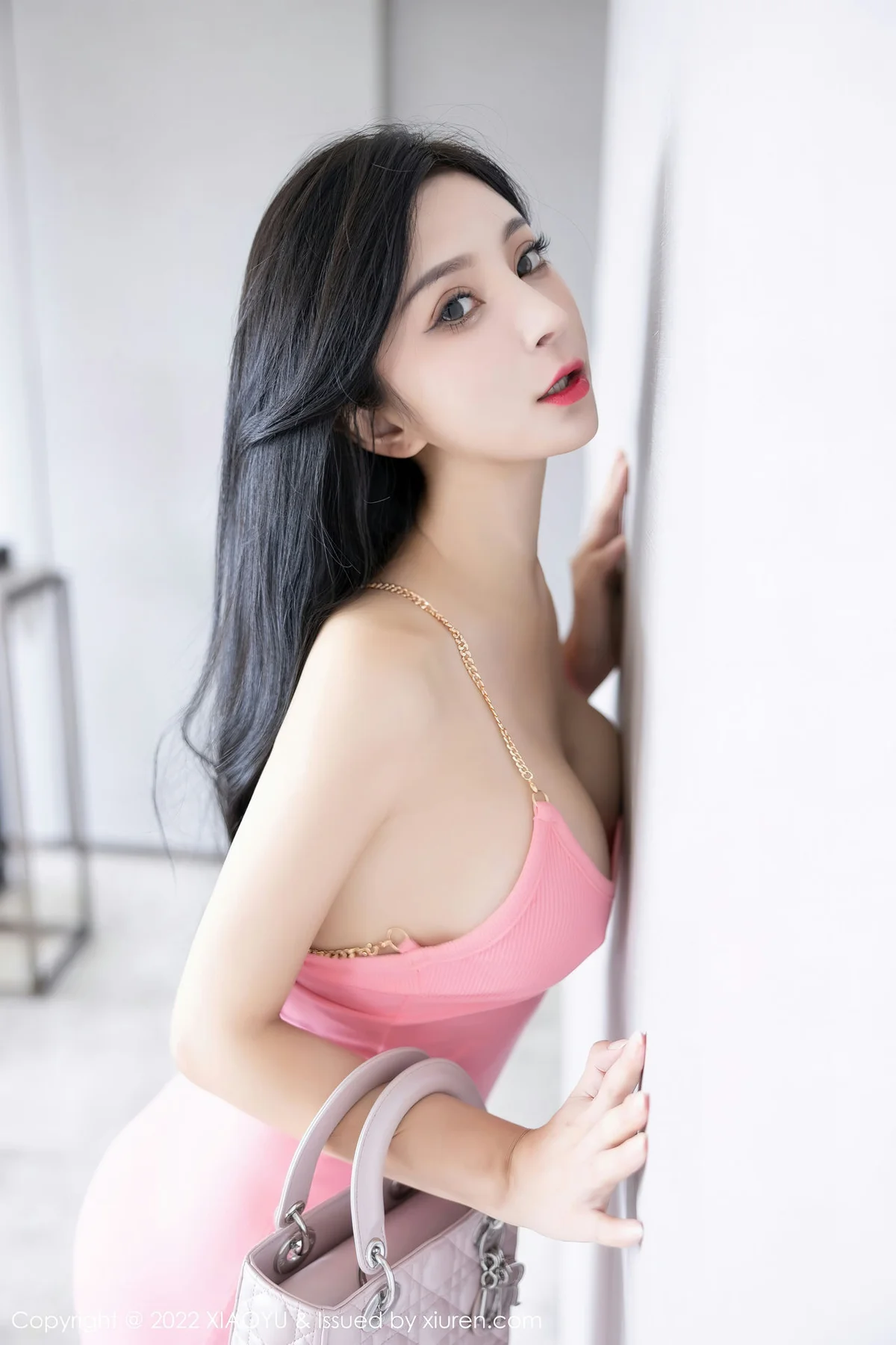 XIAOYU  语画界 Vol.855  小蛮妖Yummy 吊带连衣裙杭州旅拍写真1 - 8