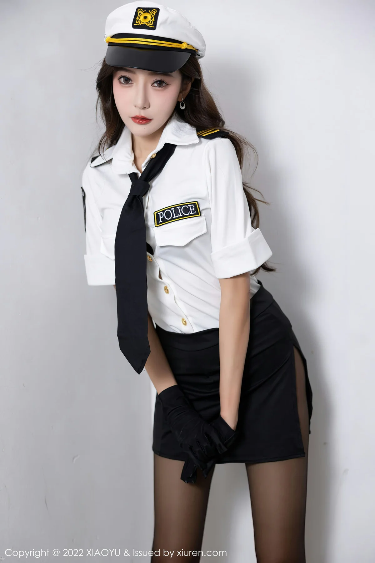 XIAOYU  语画界 Vol.867  王馨瑶yanni 韩国女警官制服性感写真1 - 4