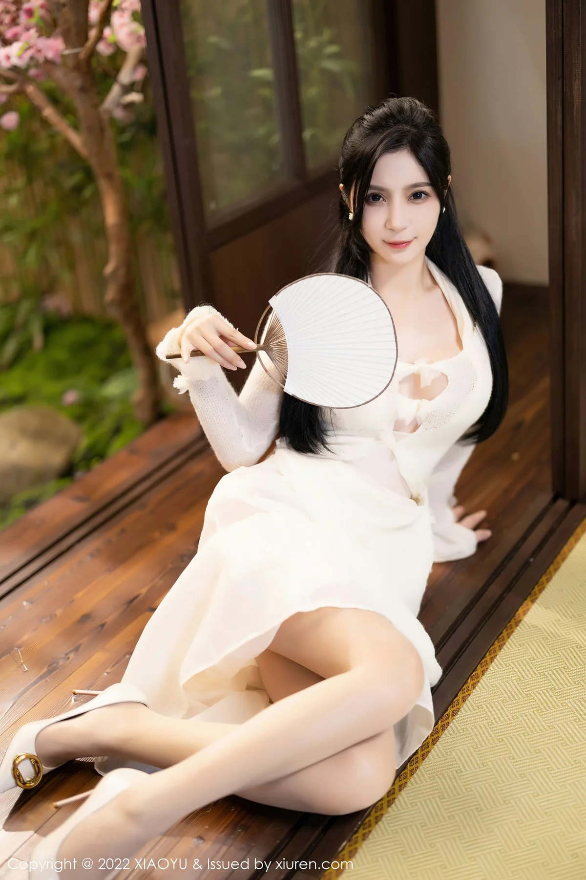 XIAOYU  语画界 Vol.869  小蛮妖Yummy 诱人原色丝袜杭州旅拍1 - 5