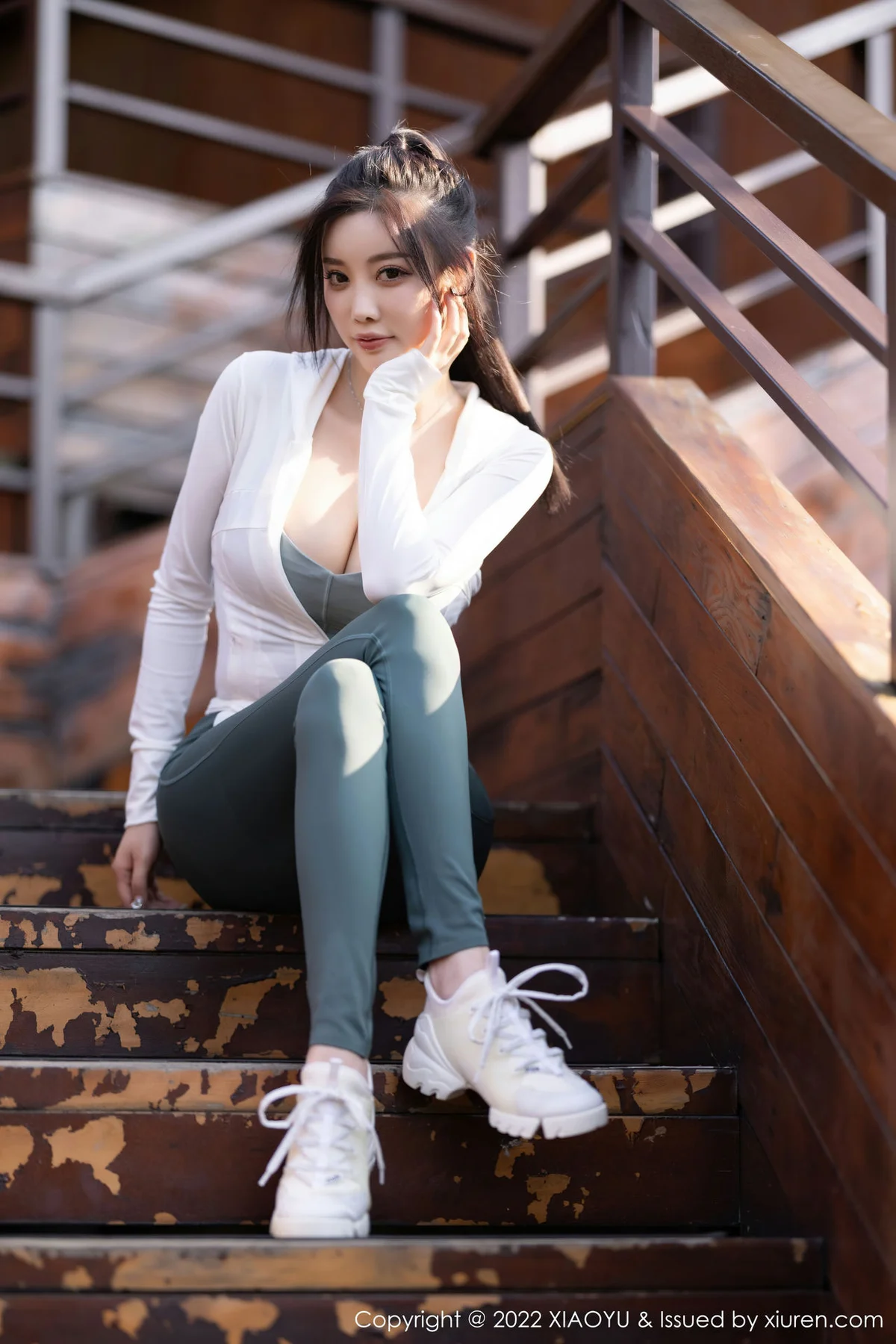 XIAOYU  语画界 Vol.892  杨晨晨Yome 丰盈美胸妩媚动人杭州旅拍1 - 4