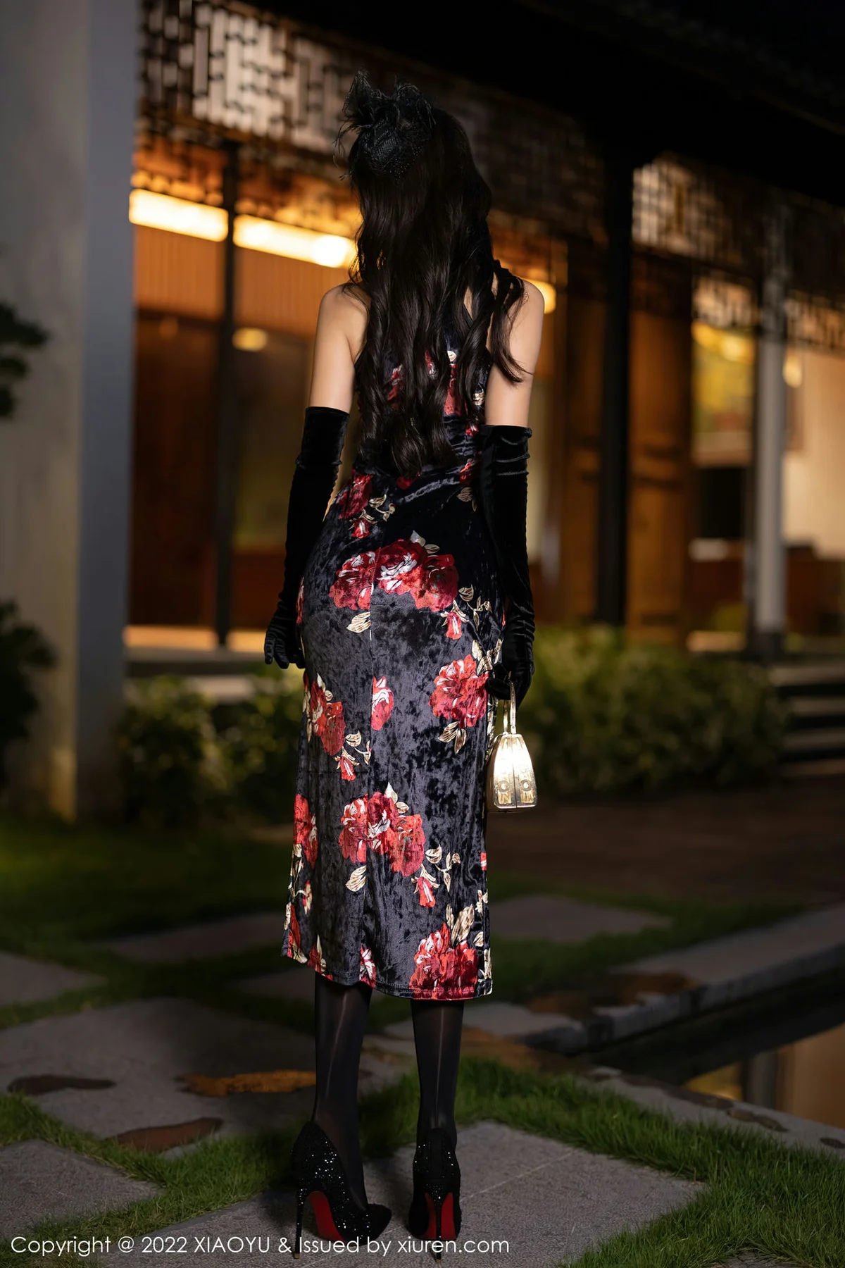 XIAOYU  语画界 Vol.909  王馨瑶yanni 魅惑黑丝杭州旅拍写真 - 7