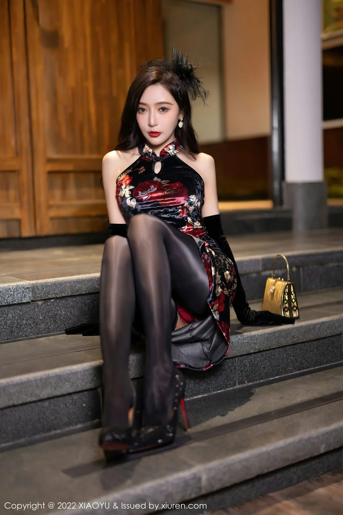 XIAOYU  语画界 Vol.909  王馨瑶yanni 魅惑黑丝杭州旅拍写真 - 6