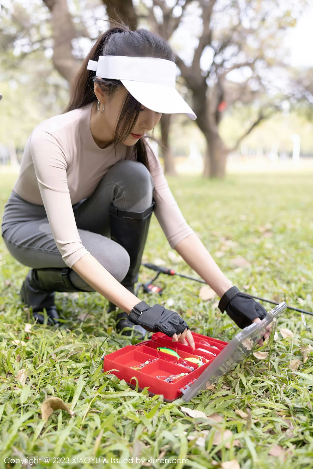XIAOYU  语画界 Vol.952  王馨瑶yanni 户外垂钓拍摄性感写真 - 4
