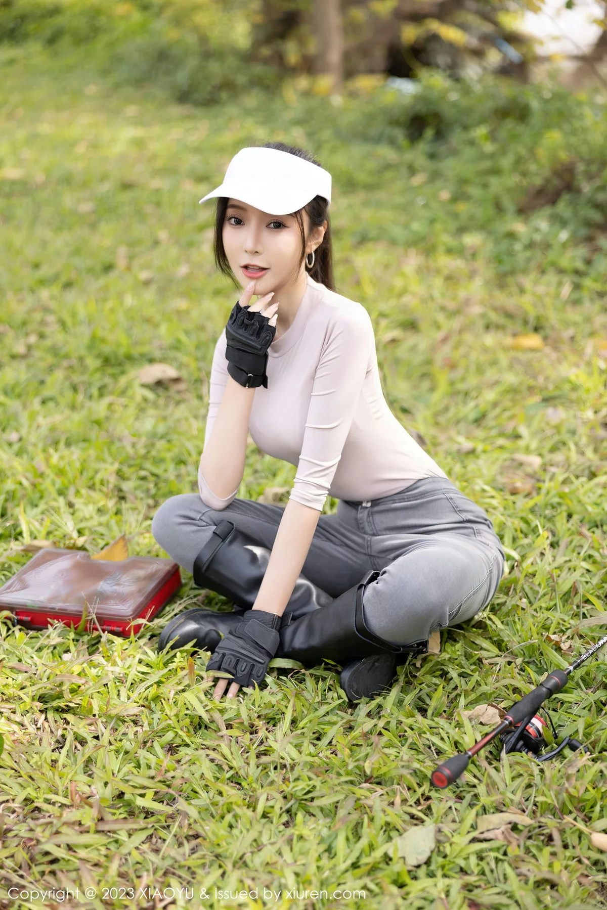 XIAOYU  语画界 Vol.952  王馨瑶yanni 户外垂钓拍摄性感写真 - 5