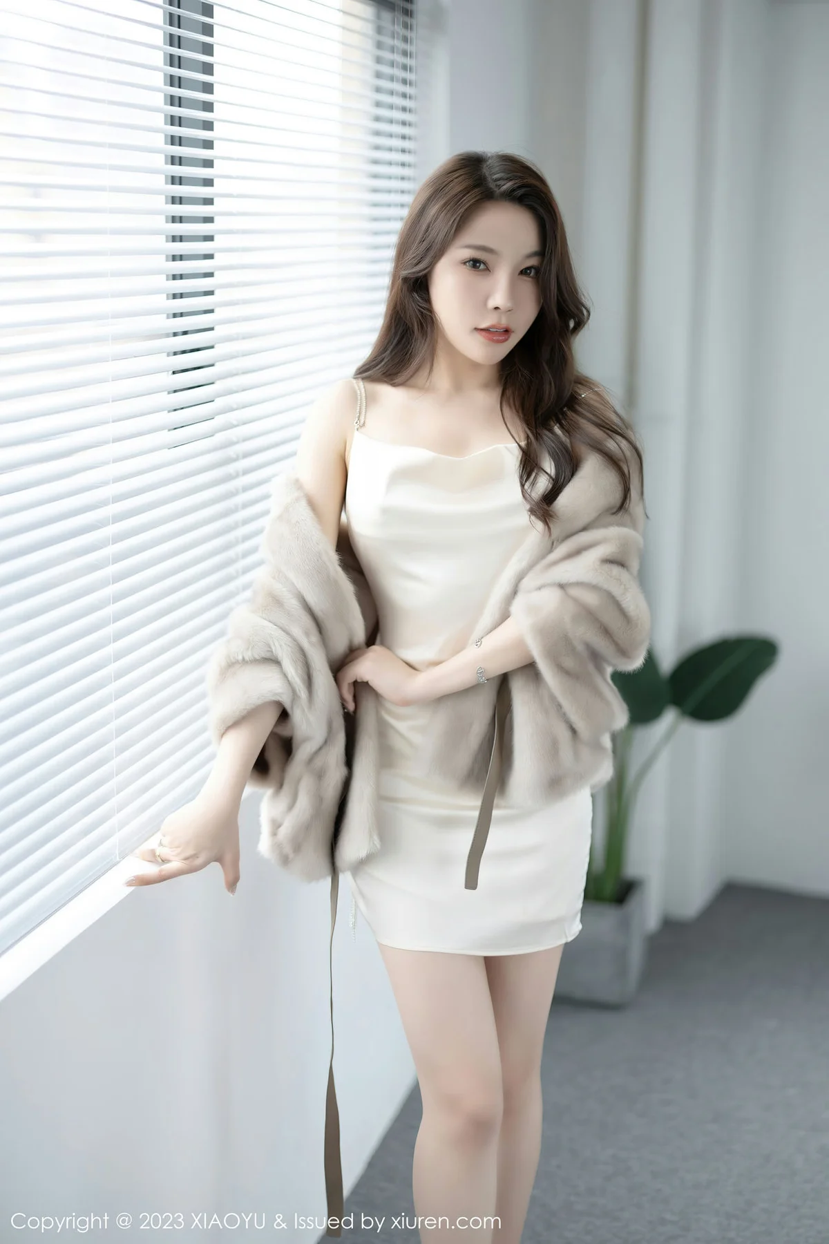 XIAOYU  语画界 Vol.960  徐莉芝Booty 吊带短裙写真 - 9