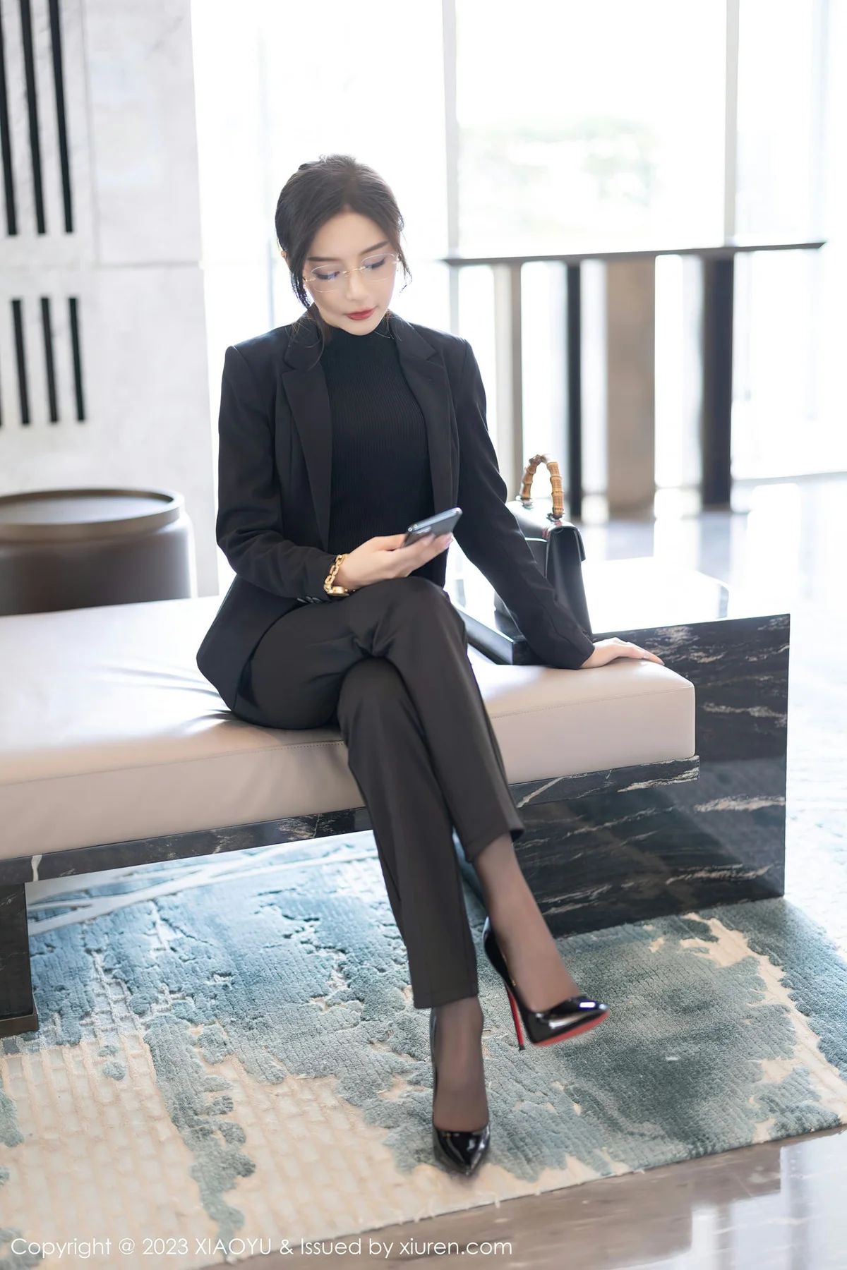 XIAOYU  语画界 Vol.974  王馨瑶yanni 黑色制服Ol性感写真11 - 3