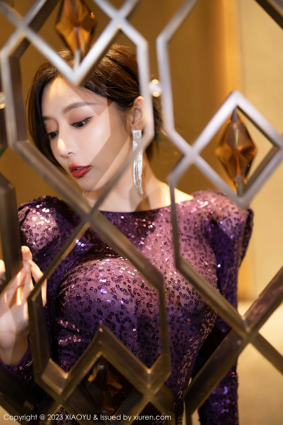 XIAOYU  语画界 Vol.982  王馨瑶yanni 紫色礼裙性感写真1 - 6