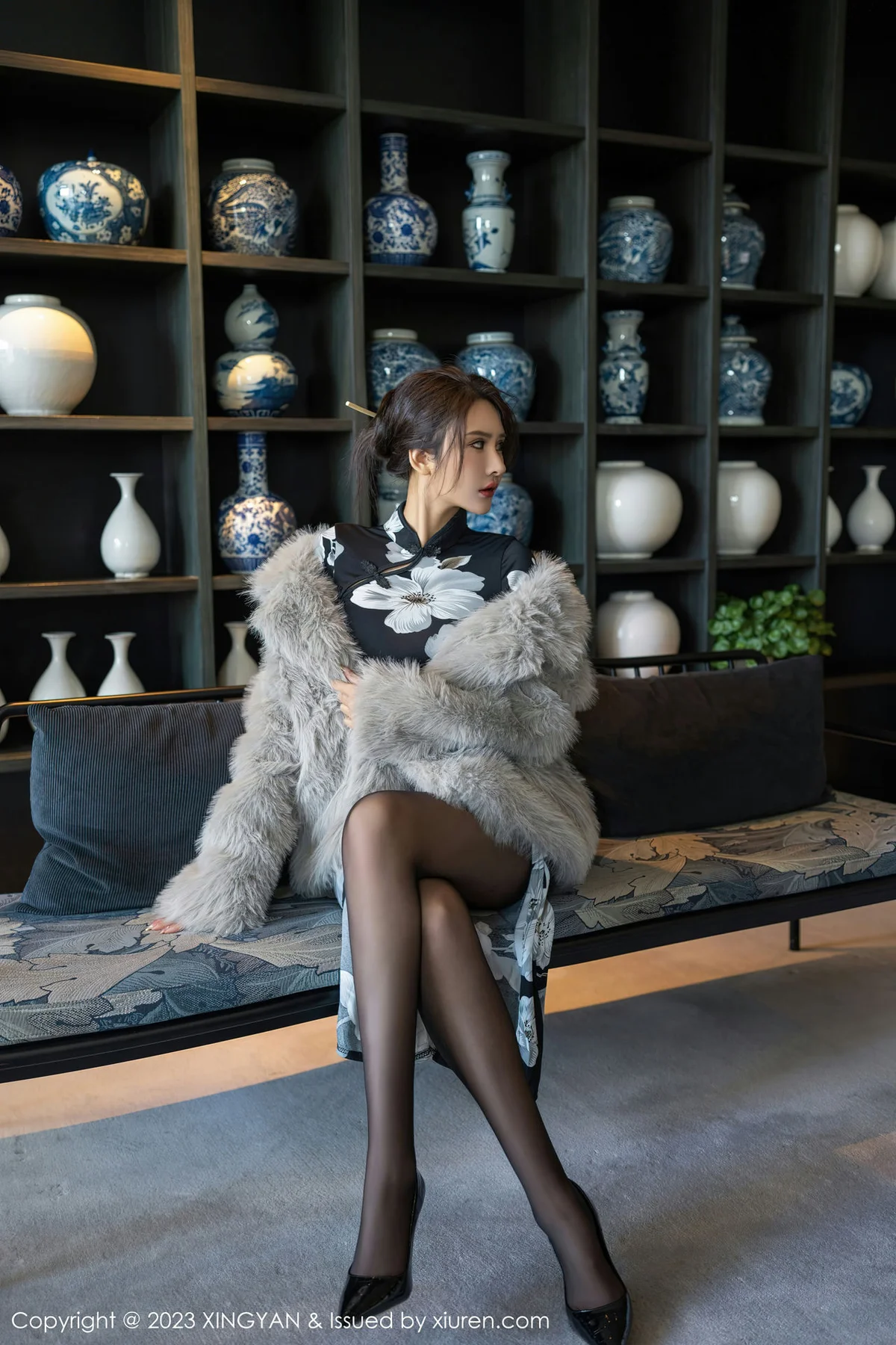 XINGYAN 星颜社 Vol.221 Emily尹菲 空姐制服写真 - 2