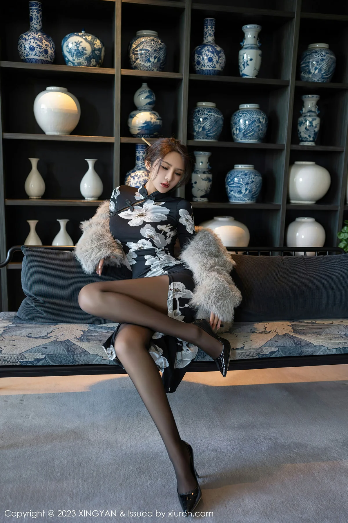 XINGYAN 星颜社 Vol.221 Emily尹菲 空姐制服写真 - 3